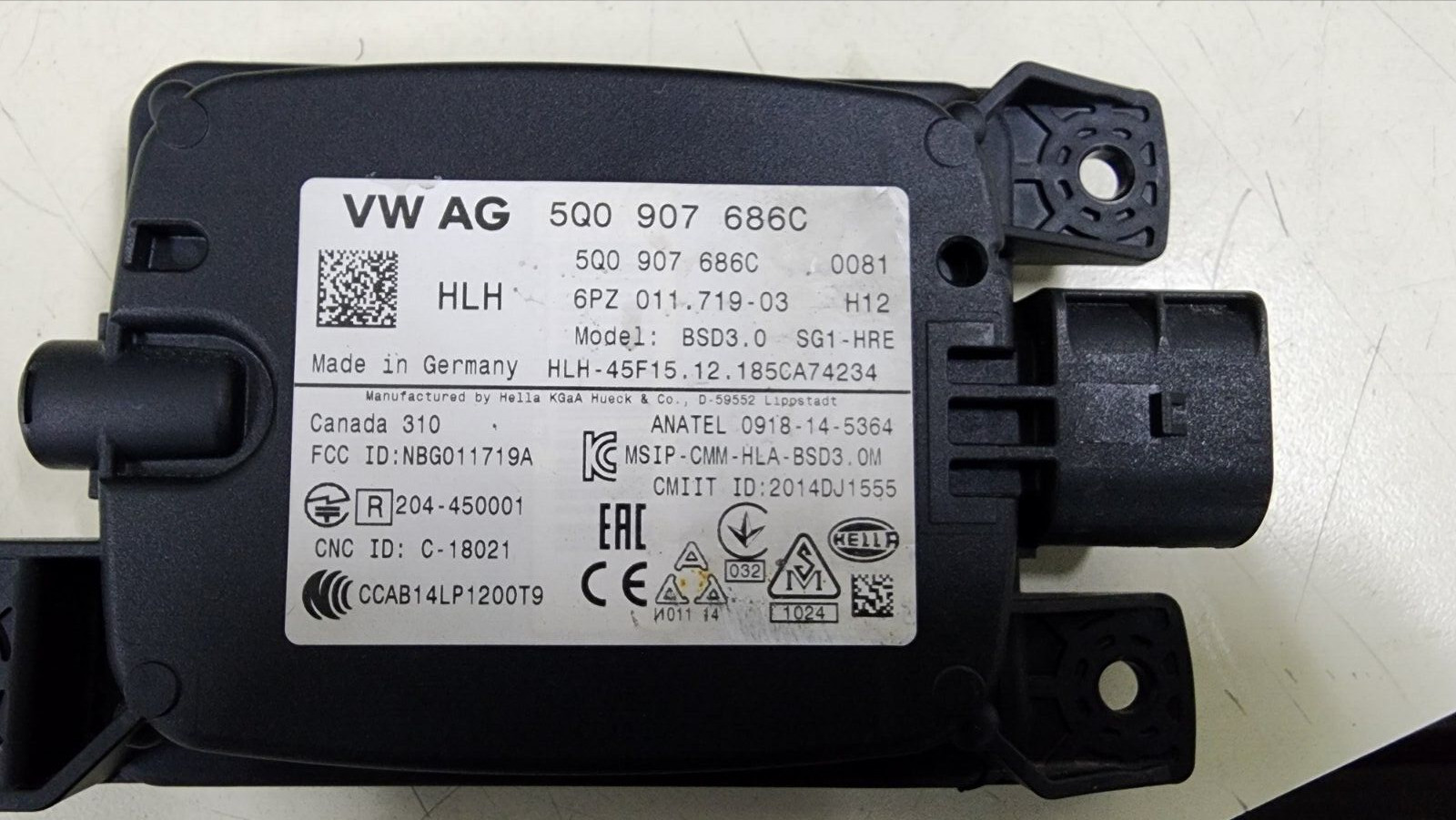 VW Atlas  Blind Spot Assist right Control Unit Module 5Q0907686C