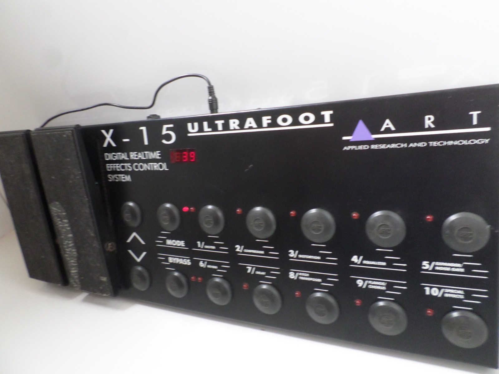 ART X-15 Ultrafoot Digital Realtime Effects Control System