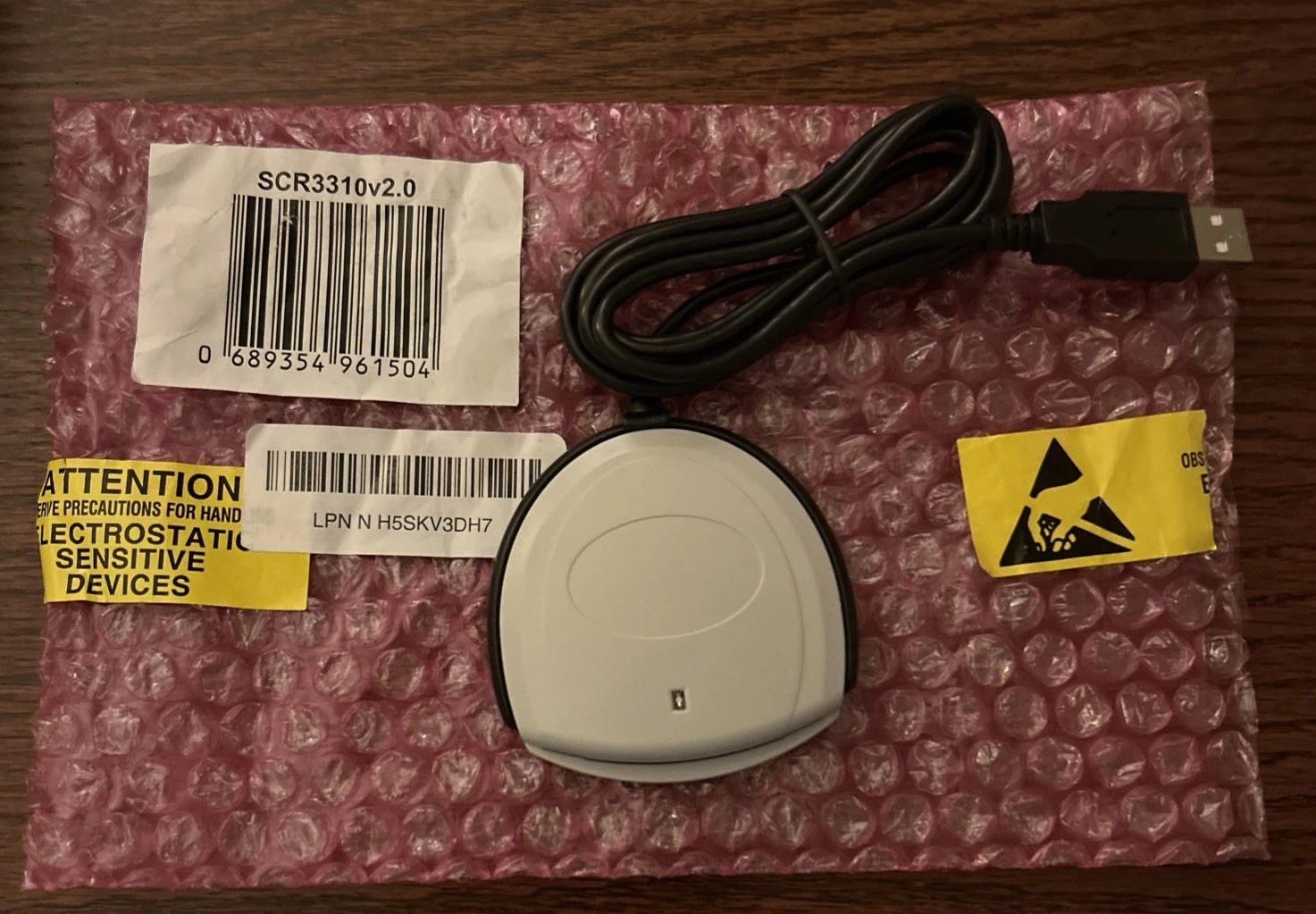 Identiv SCR3310 v2.0 USB Smart Card Reader SmartOS 905331- New