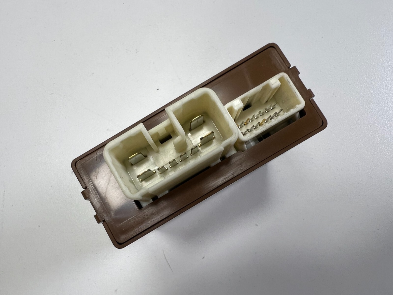 2013-2015 LEXUS GS 350 PARKING BRAKE MODULE COMPUTER ACTUATOR OEM