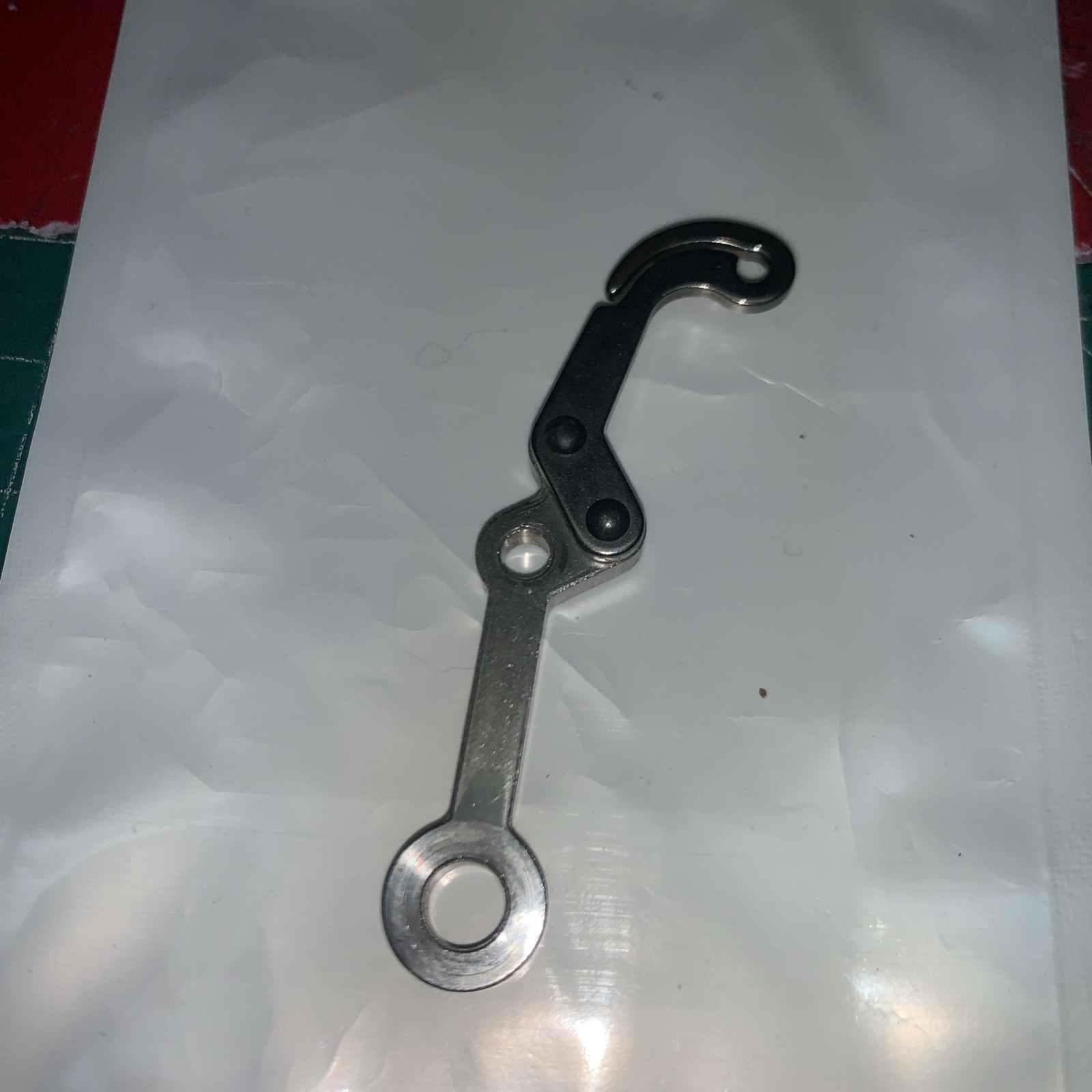 Pfaff take-up lever for  1199,1197,1209,1222,1221,1222e,1222se +