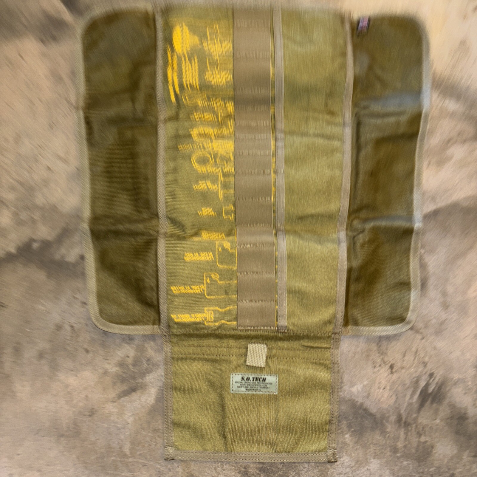 One S.O. TECH MEDICAL POUCHES Airway Instrument Roll