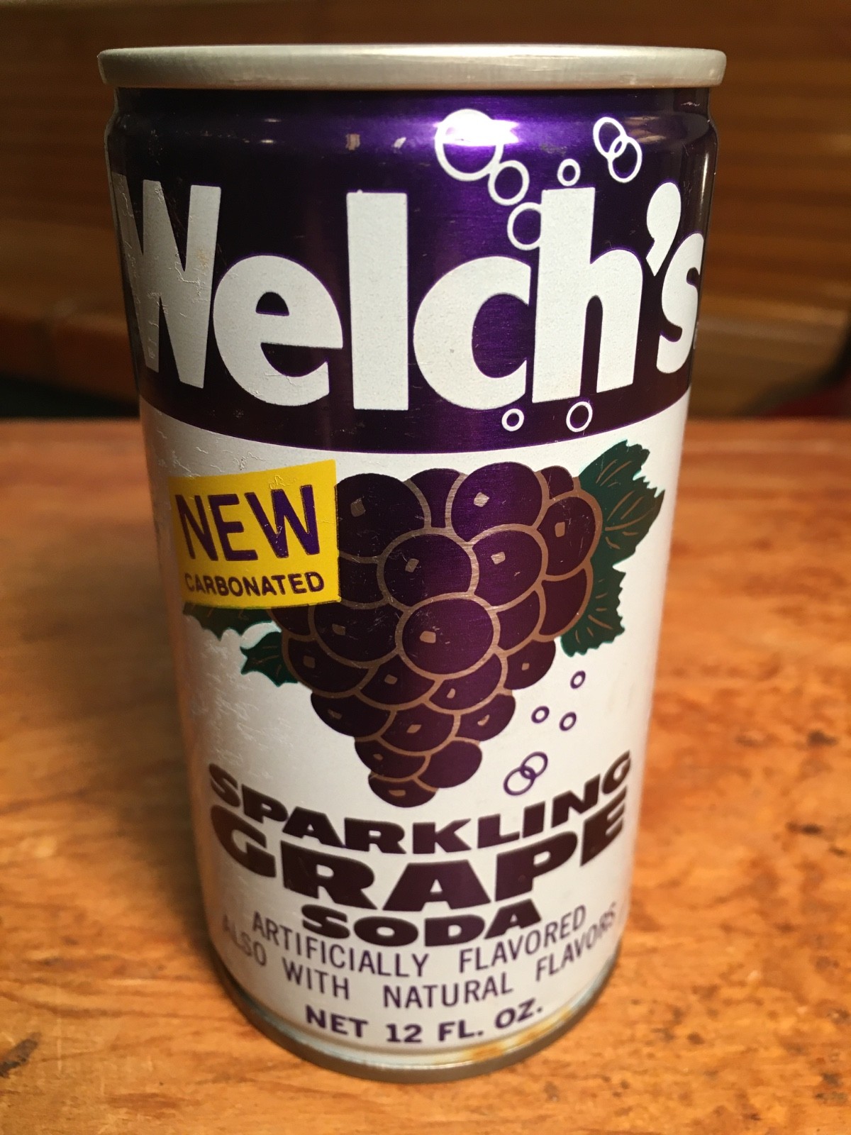 Welch's Sparkling Grape Vintage Soda Can