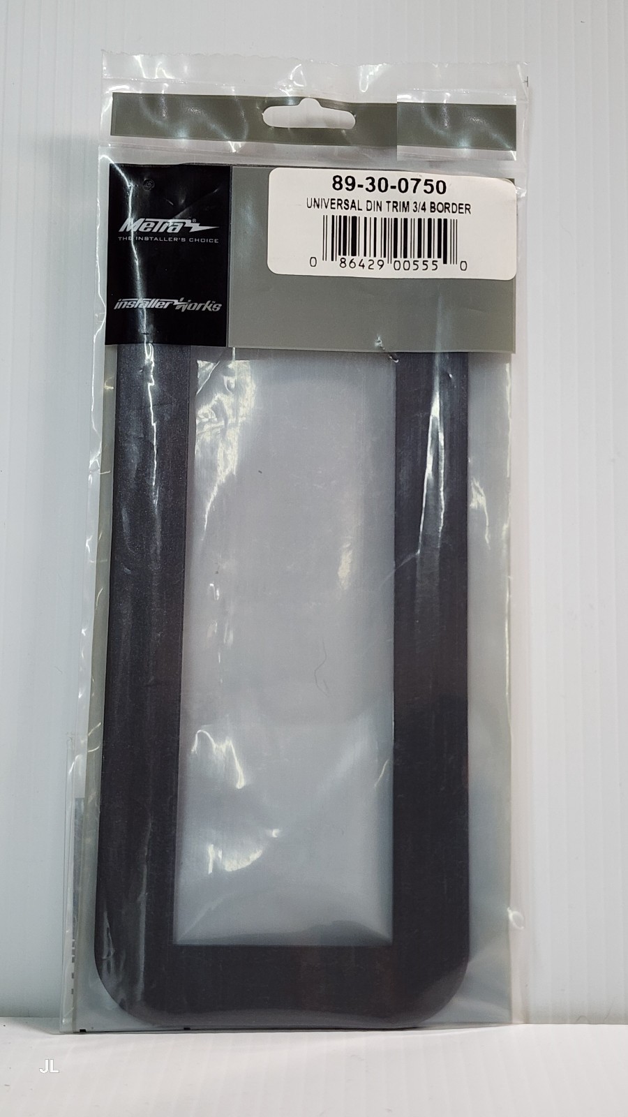 New - Metra Universal Trim Rings for Single DIN, SDIN, 89-30-0750 3/4" border