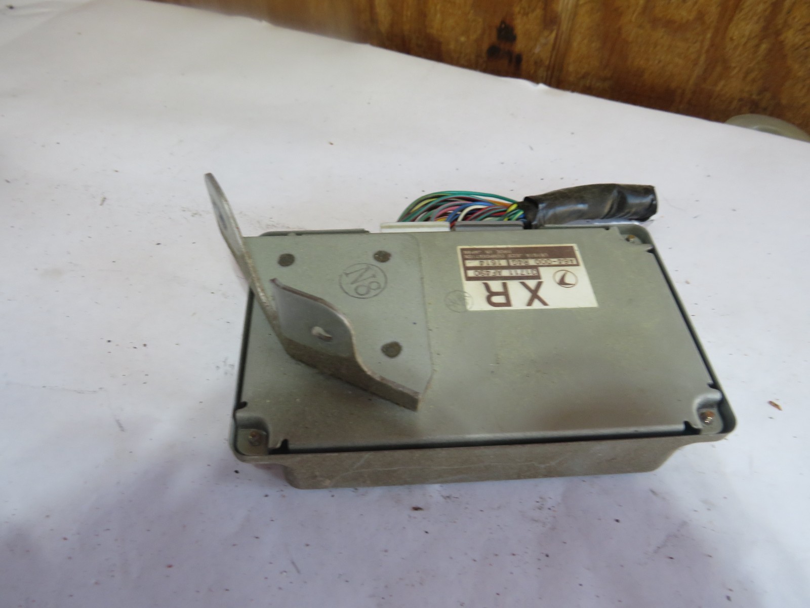 2001 01 SUBARU FORESTER TCM TRANSMISSION CONTROL MODULE