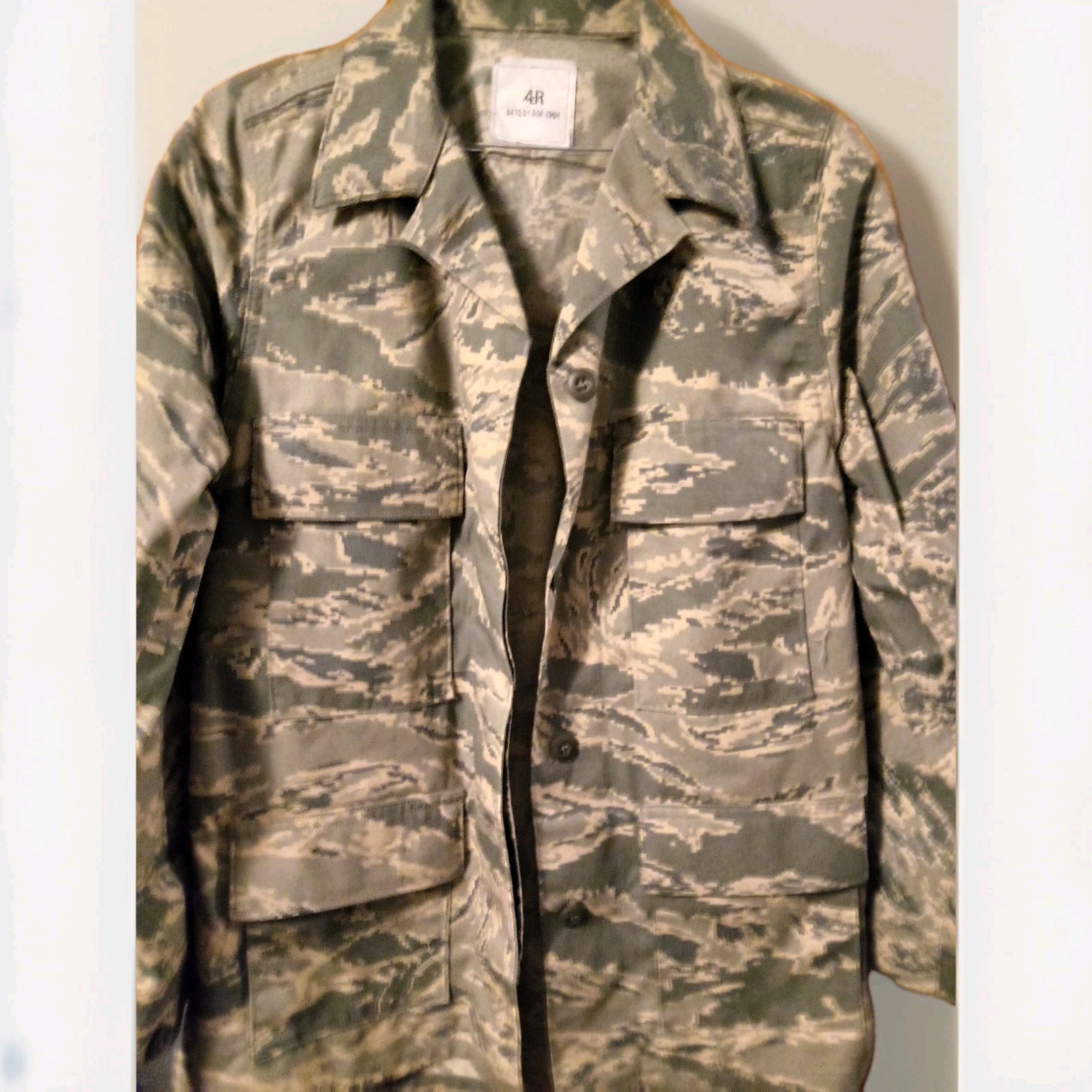 U.S. Air Force Women's Utility Coat  Size 4 Reg. Camouflage Pattern