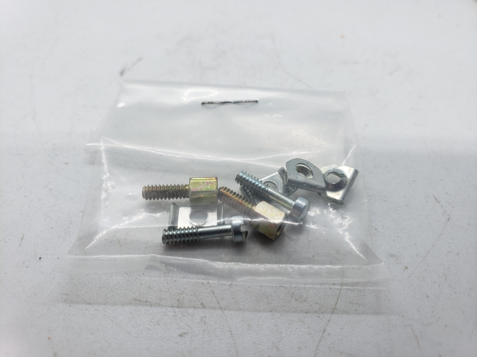 MCG DLP-3.9-6V SURGE PROTECTOR NIB