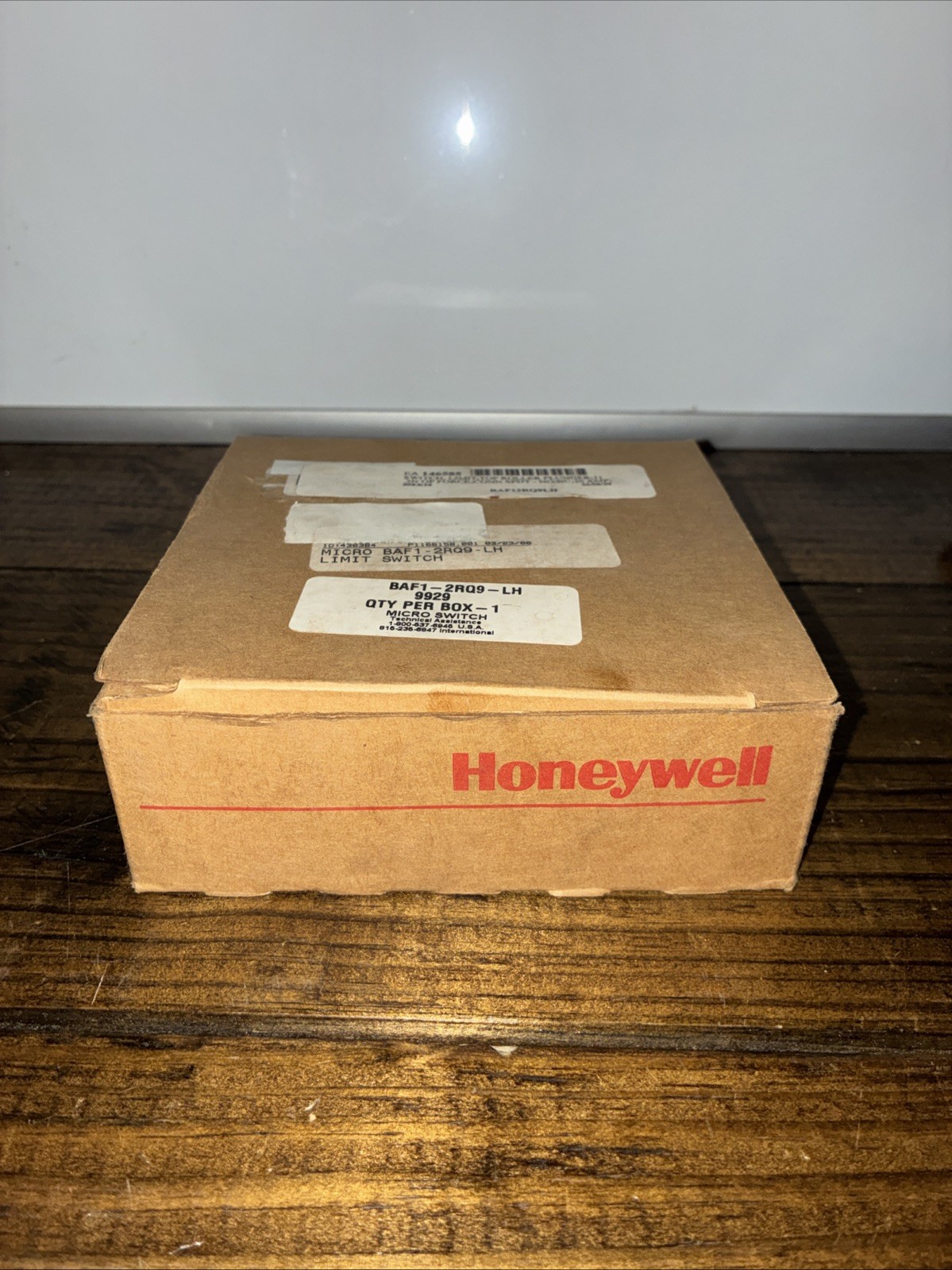 HONEYWELL MICRO SWITCH BAF1-2RQ9-LH, 20A-125/250/480VAC TOP ROLLER -FREE SHIP