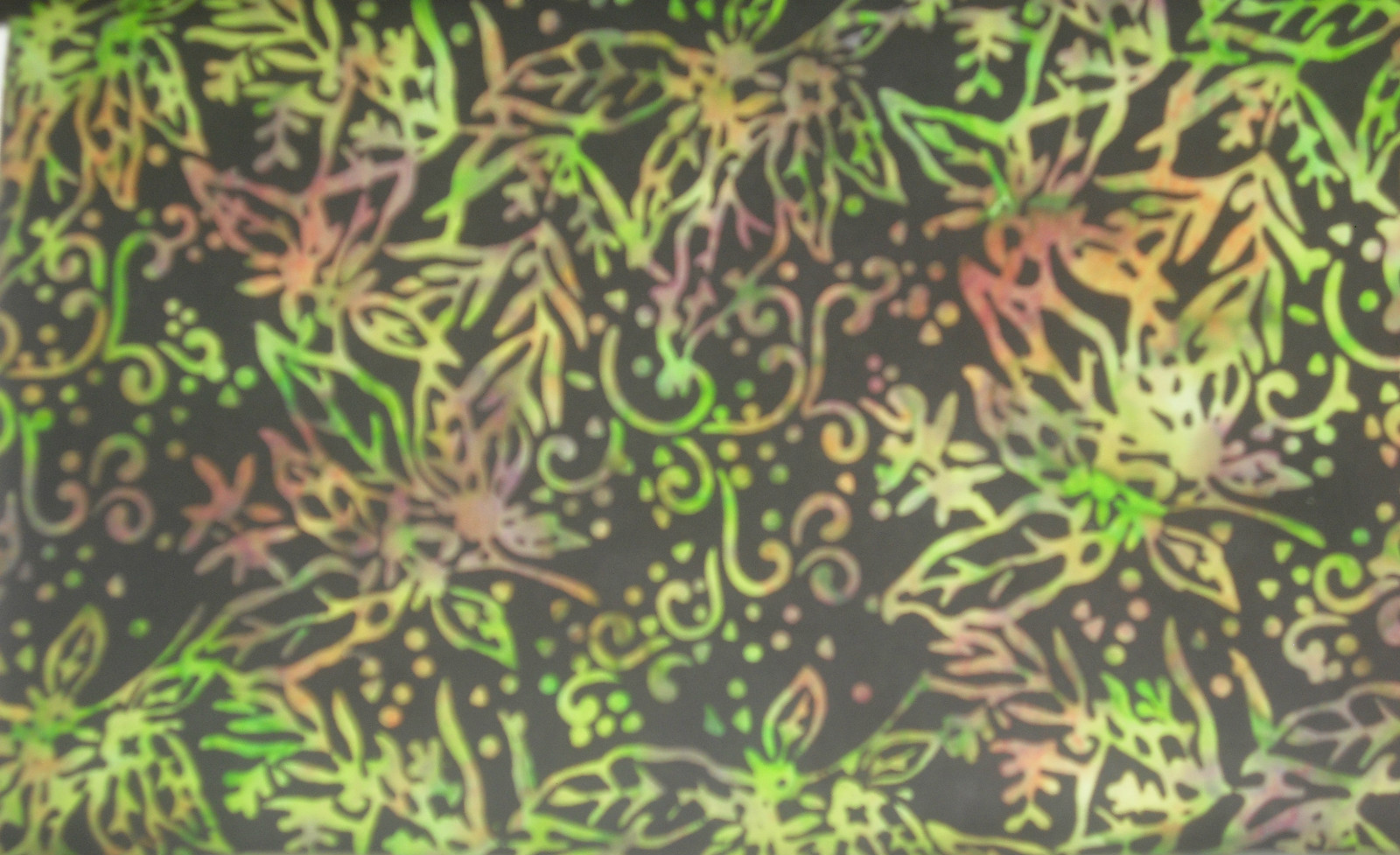 Paradise Batiks Polo Seaweed Grn/Blk #2721 QUILT FABRIC