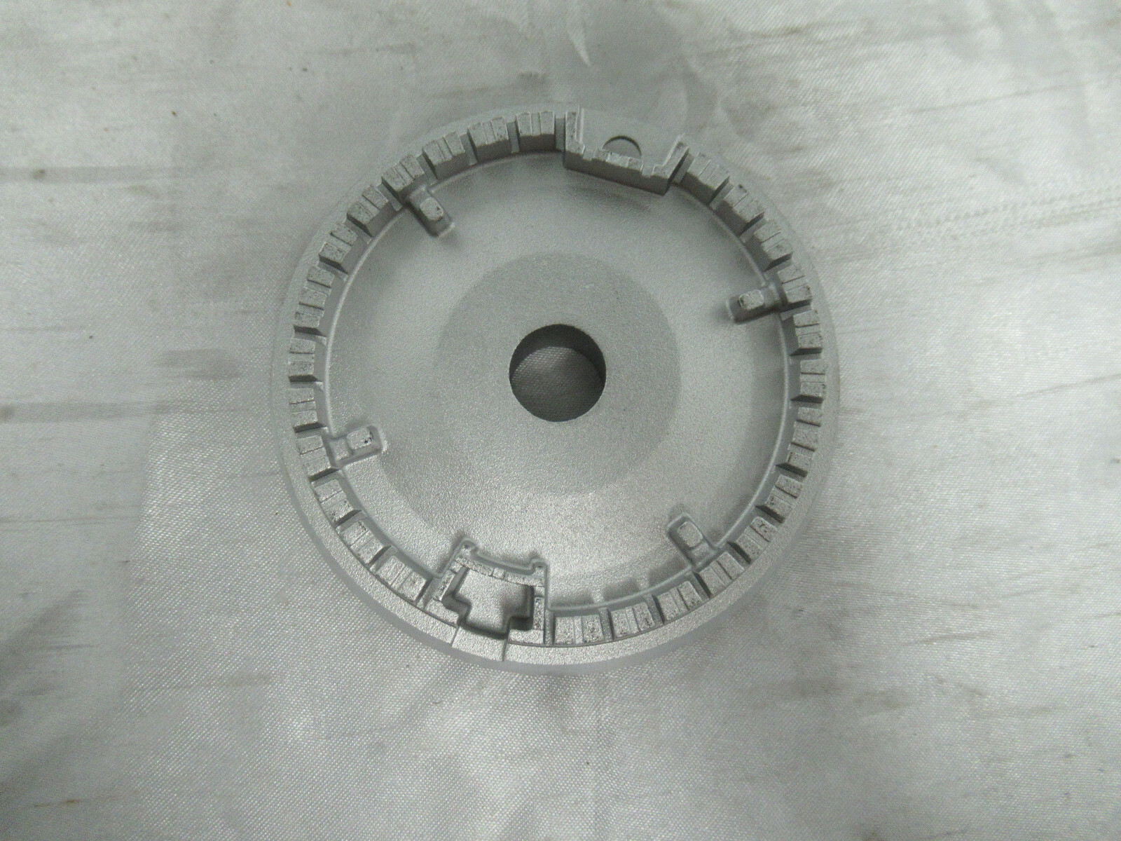 Frigidaire Gas Range Burner 5304521016 {B} (Lot #29)