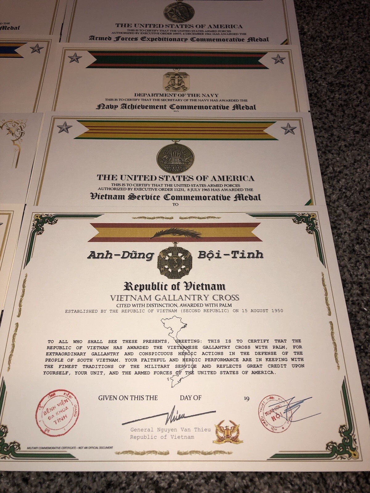 NAVY/USMC - VIETNAM WAR / 12 COMMEMORATIVE REPLACEMENT CERTIFICATES (LOT SET)