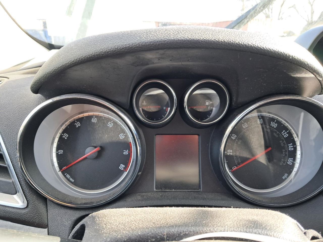 ENCORE 2013 Glove Box 4861490