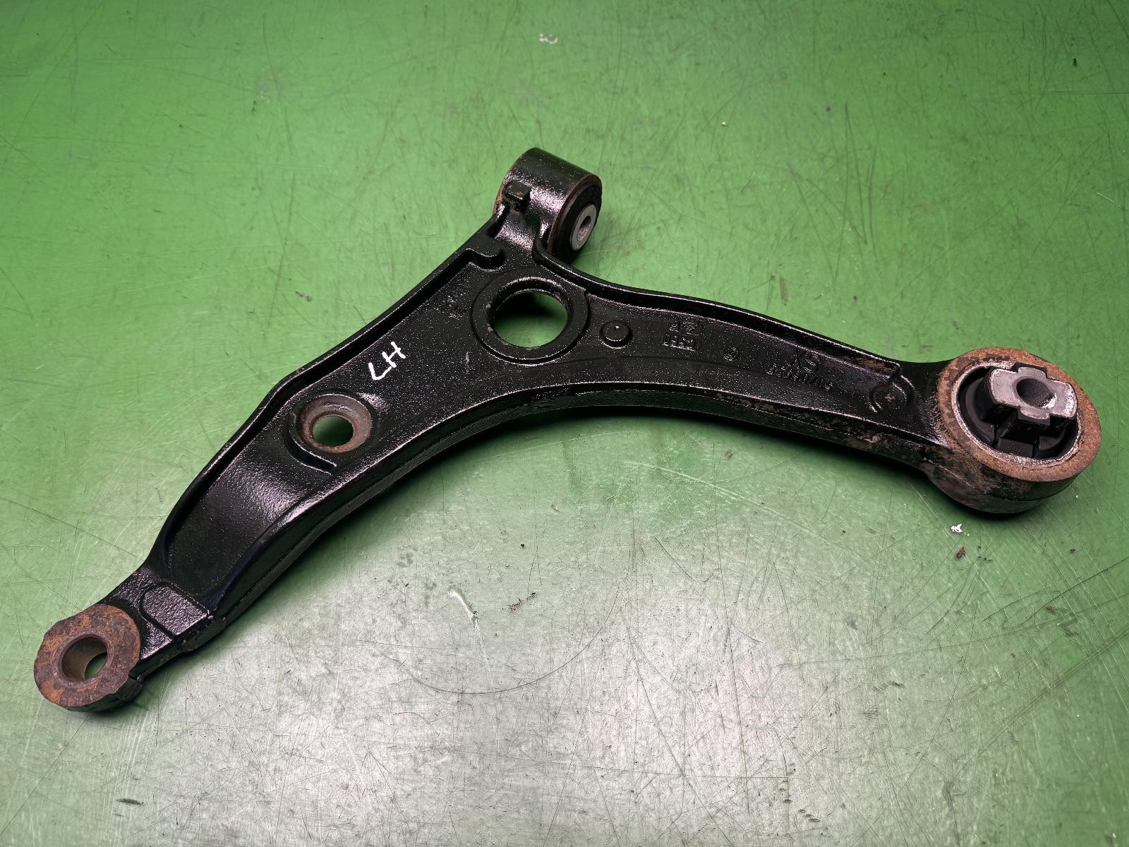VAUXHALL MOVANO C Left Lower Control Arm Mk3 50706935  1394319080 22-