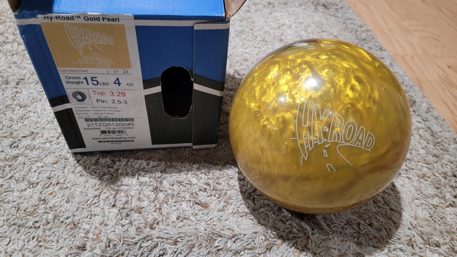 Storm Hy-road Gold Pearl Overseas Bowling Ball 1st Quality | 15 Pounds 2.5-3"Pin