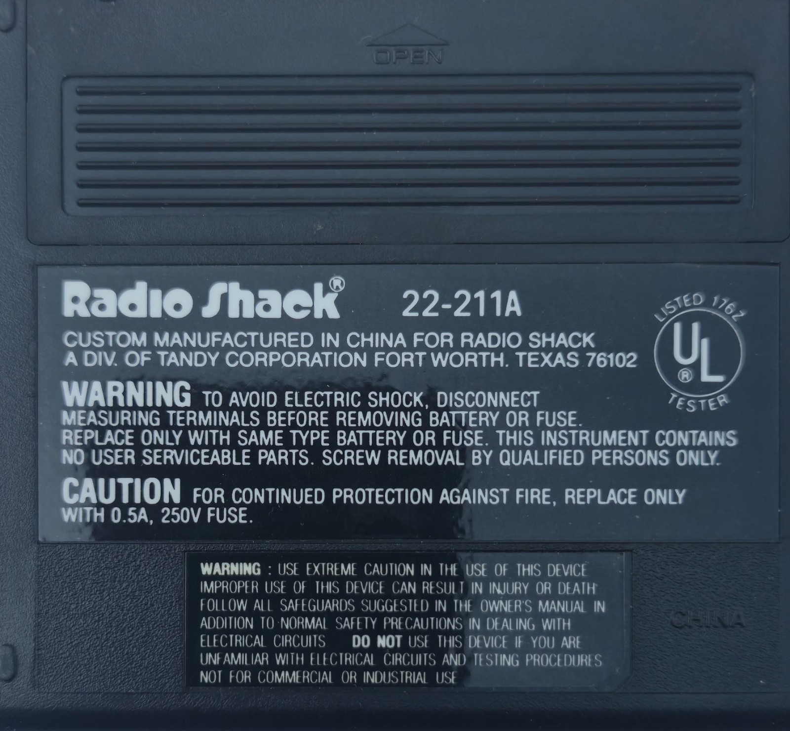 Radio Shack Electrical Volt Ohm Meter Analog Model 22-211A, Pre-owned, Tested
