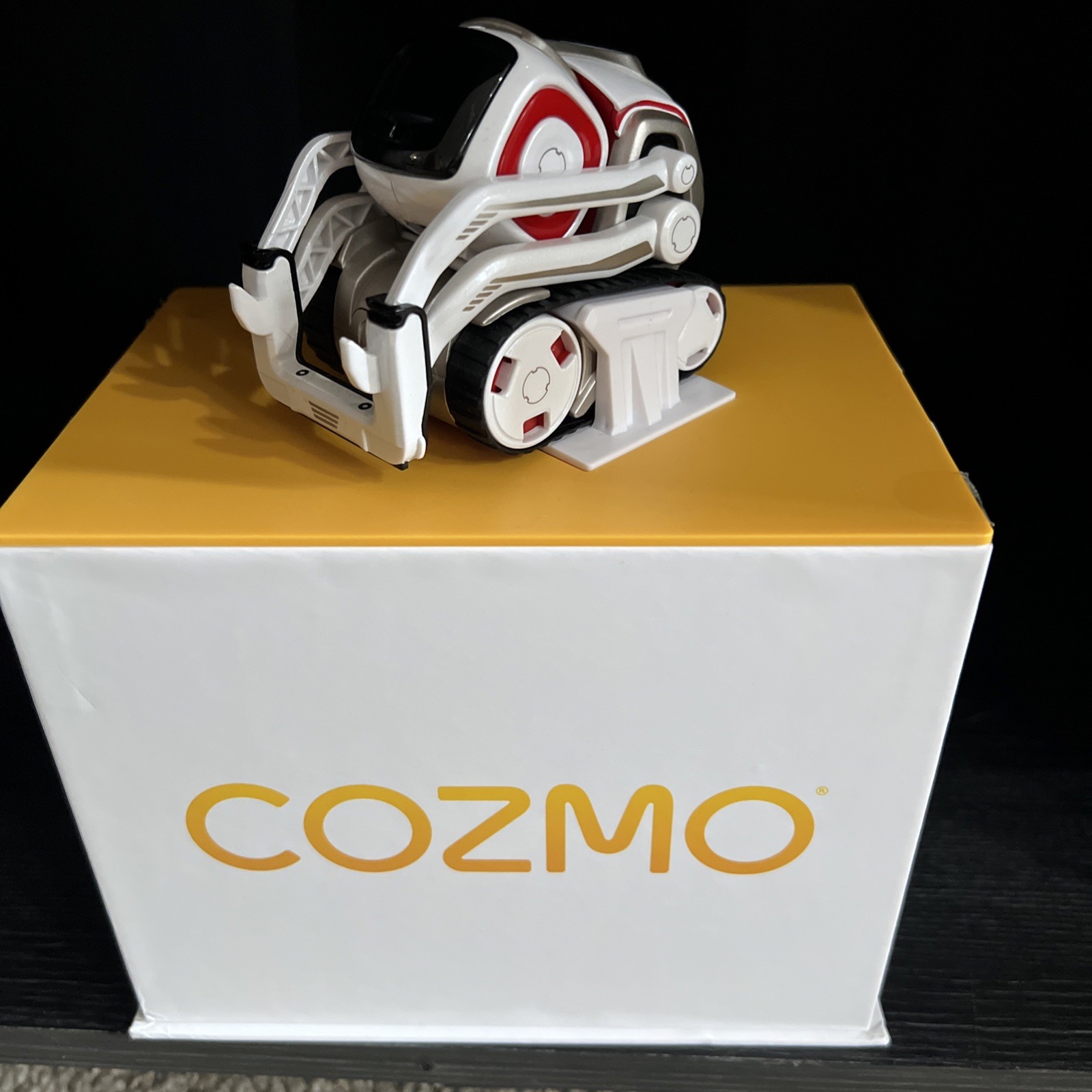 (NICE) Anki Cozmo Robot Toy Complete 3 Cubes Charging Dock Plug Box + Manual