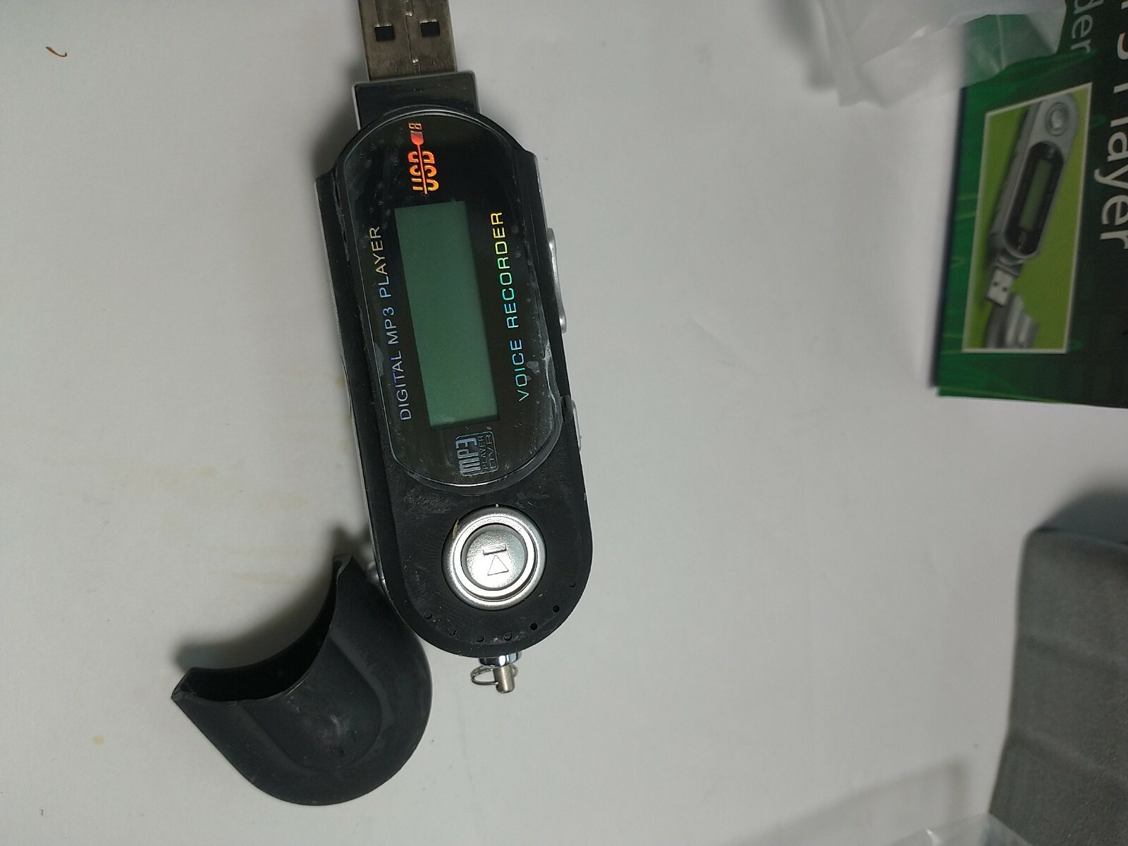 INNOVAGE USB DIGITAL MP3 PLAYER AND VOICE RECORDER