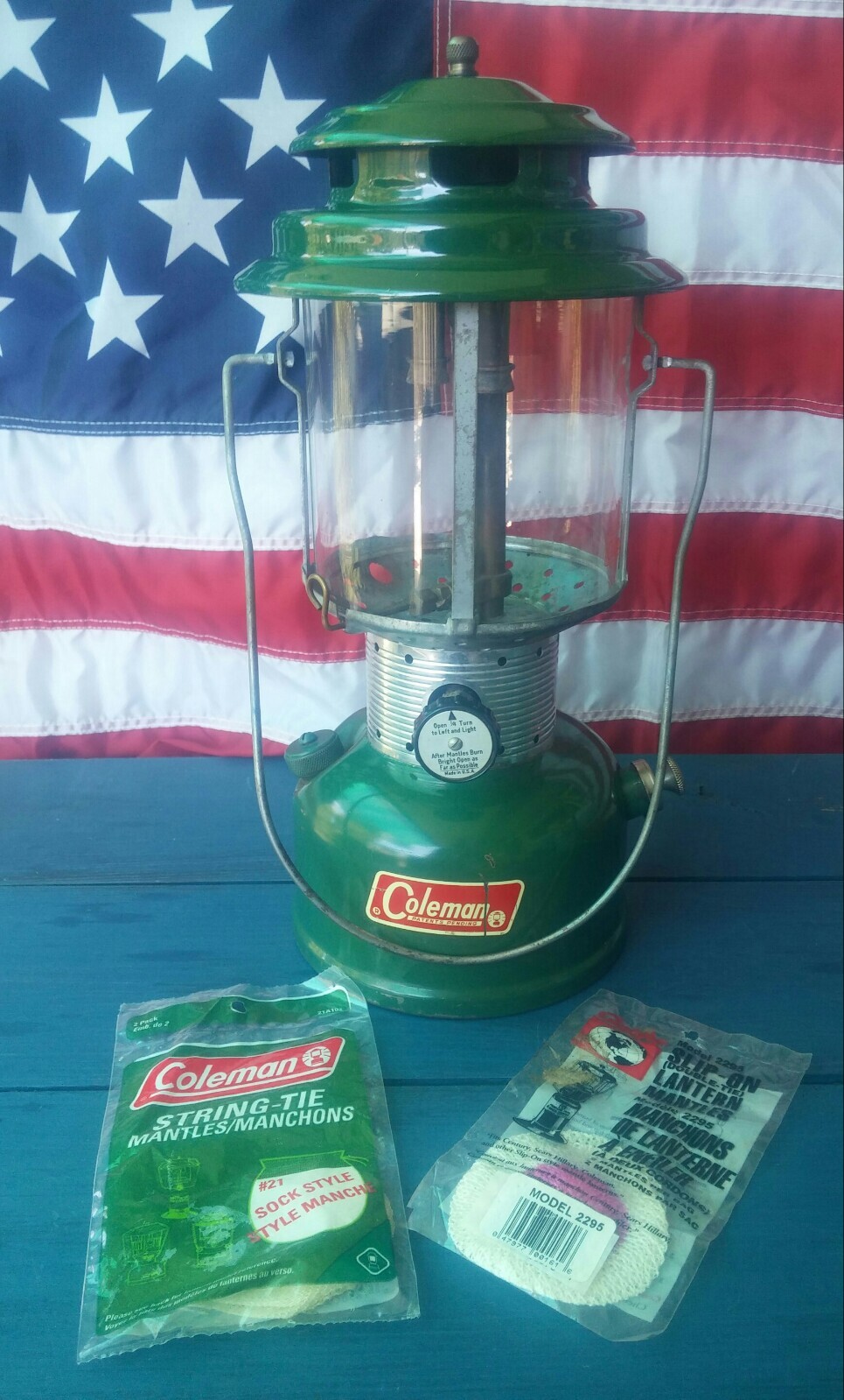 Vintage 1969 Coleman 220F Camping Lantern With Pyrex Glass Not Working