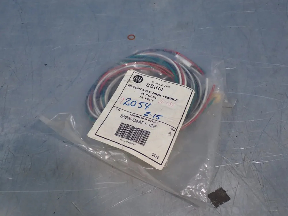 ALLEN BRADLEY 12 FT FEMALE RECEPTACLE CABLE 888N-D4AF1-12F