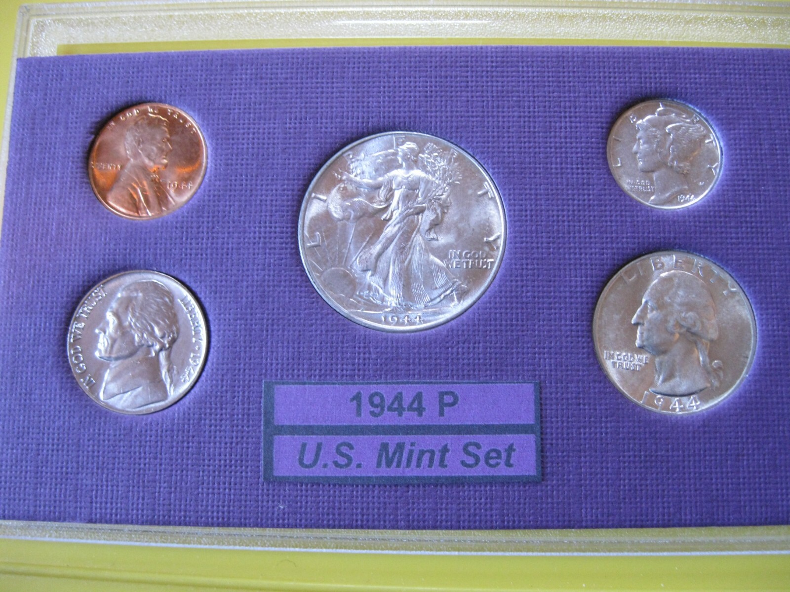 1944 P US Mint Set Brilliant Uncirculated!