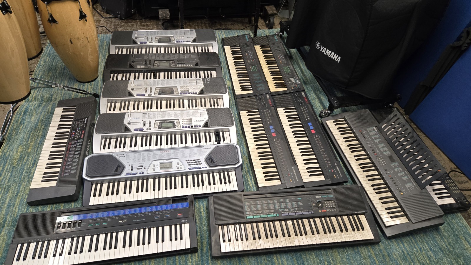 LOT of 7 YAMAHA And 7 CASIO Keyboards UNTESTED