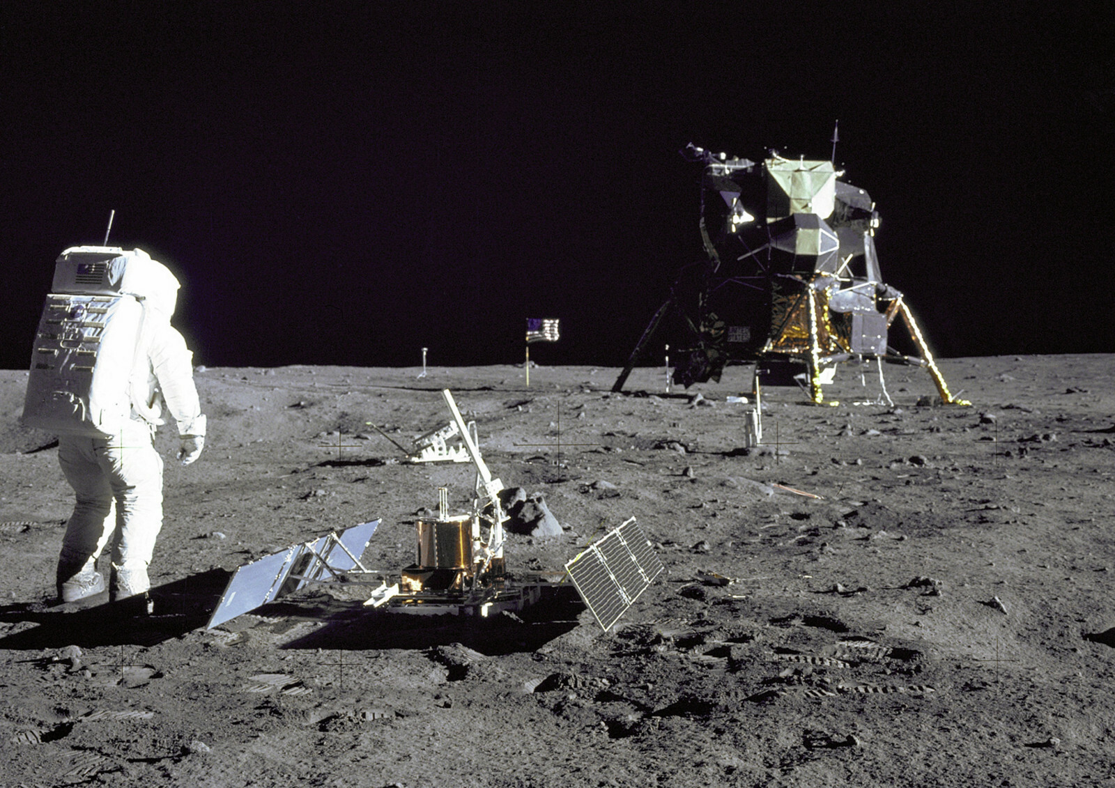 Space Poster - Apollo 11 - Moonwalk - Lunar Module - NASA - A4 Wall Art