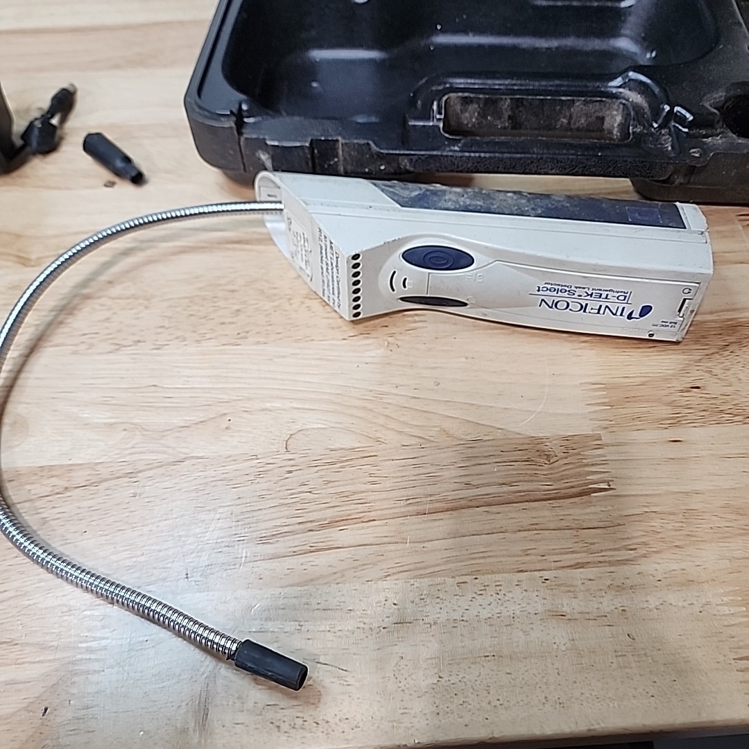 INFICON 712202G1 D-Tek Select Refrigerant Leak Detector
