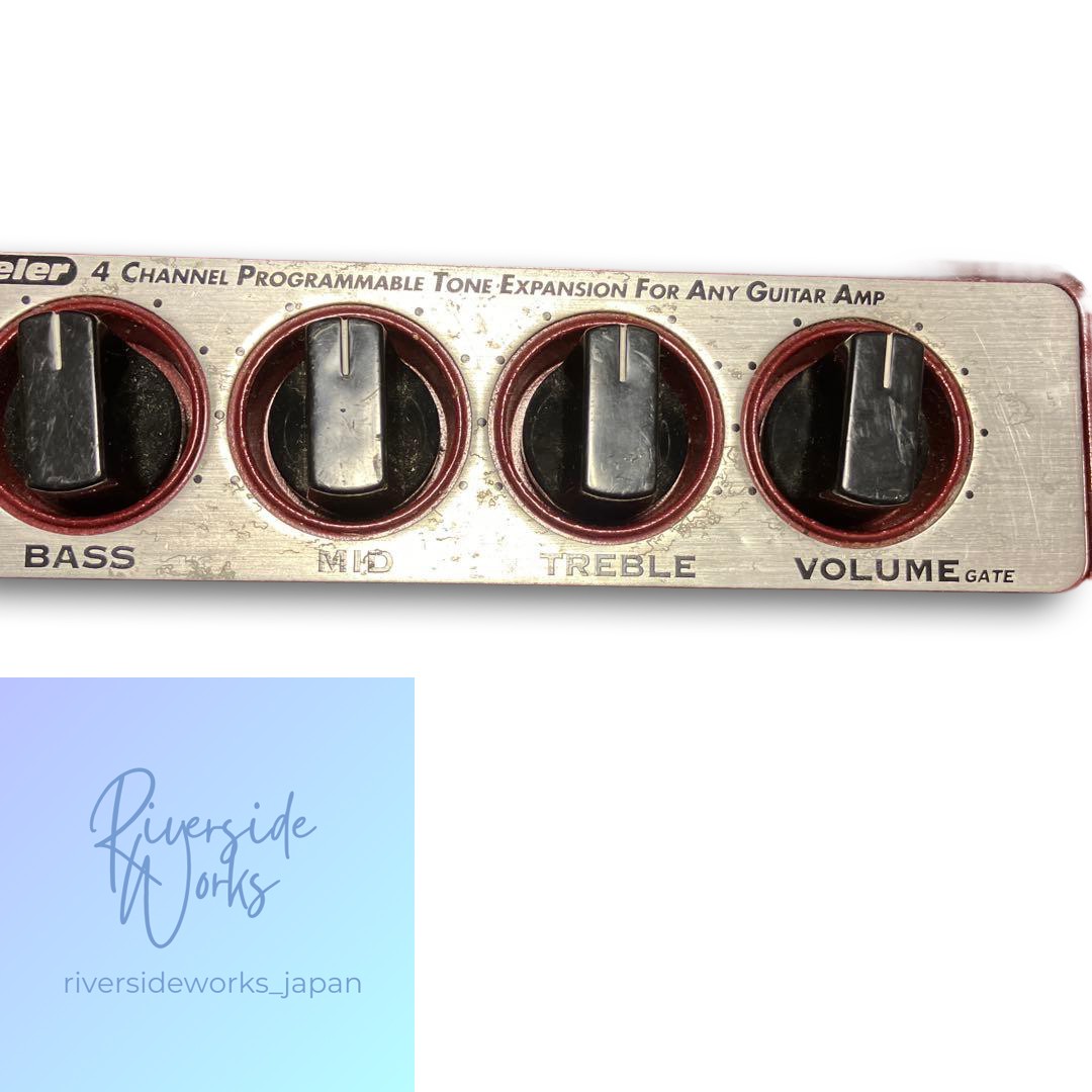 LINE6 AM4 Amp Modeler Simulator