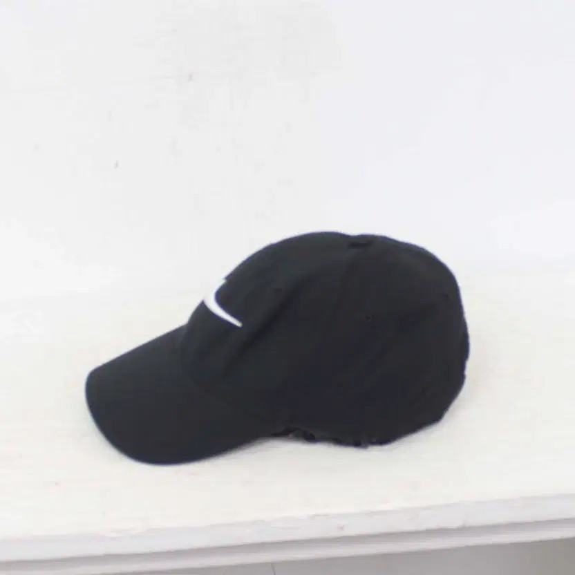 Authentic Nike Men's Baseball & Golf Cap SM