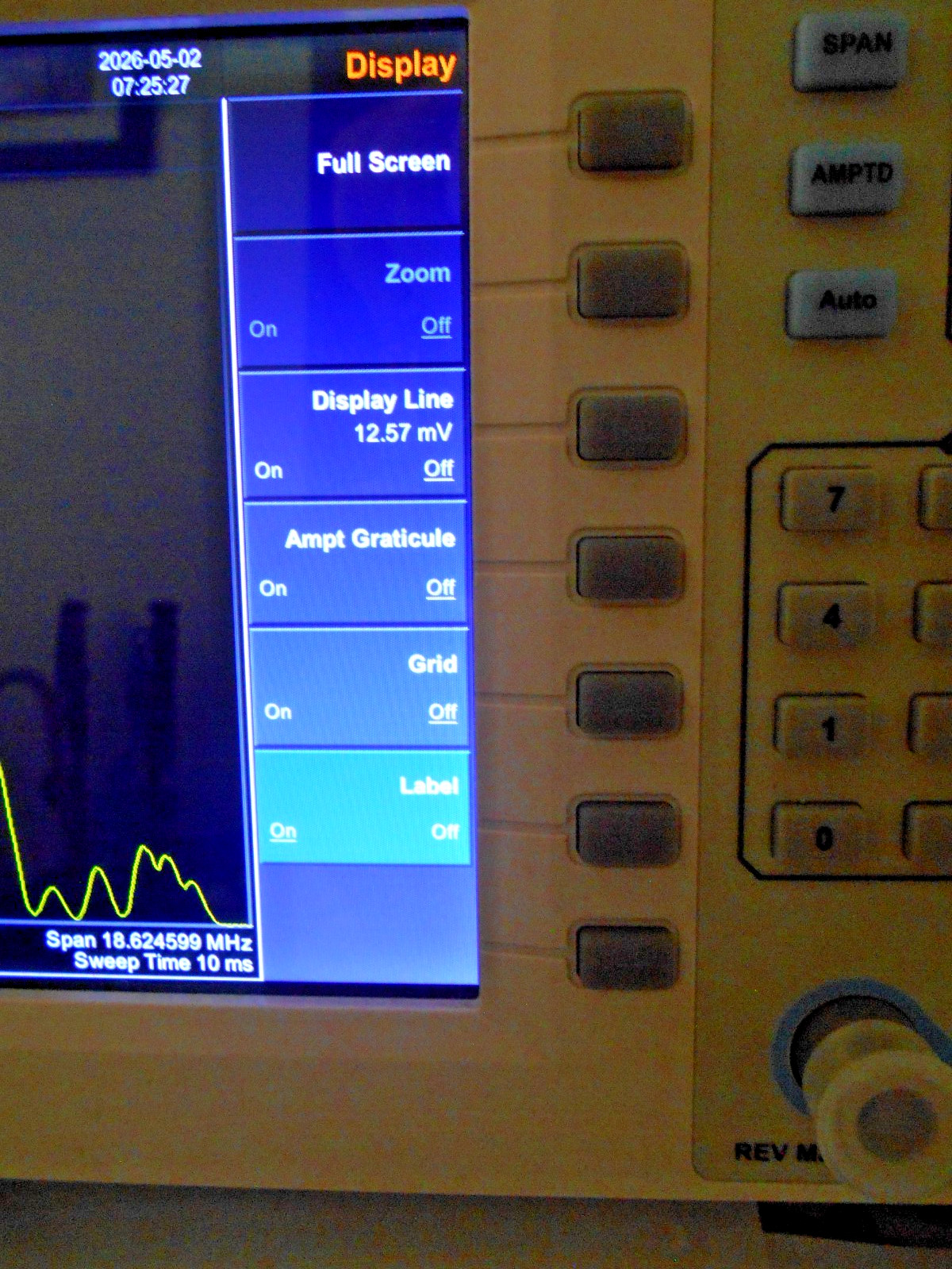 OWON XSA810 Spectrum Analyzer with tracking generator and pre-amplifier