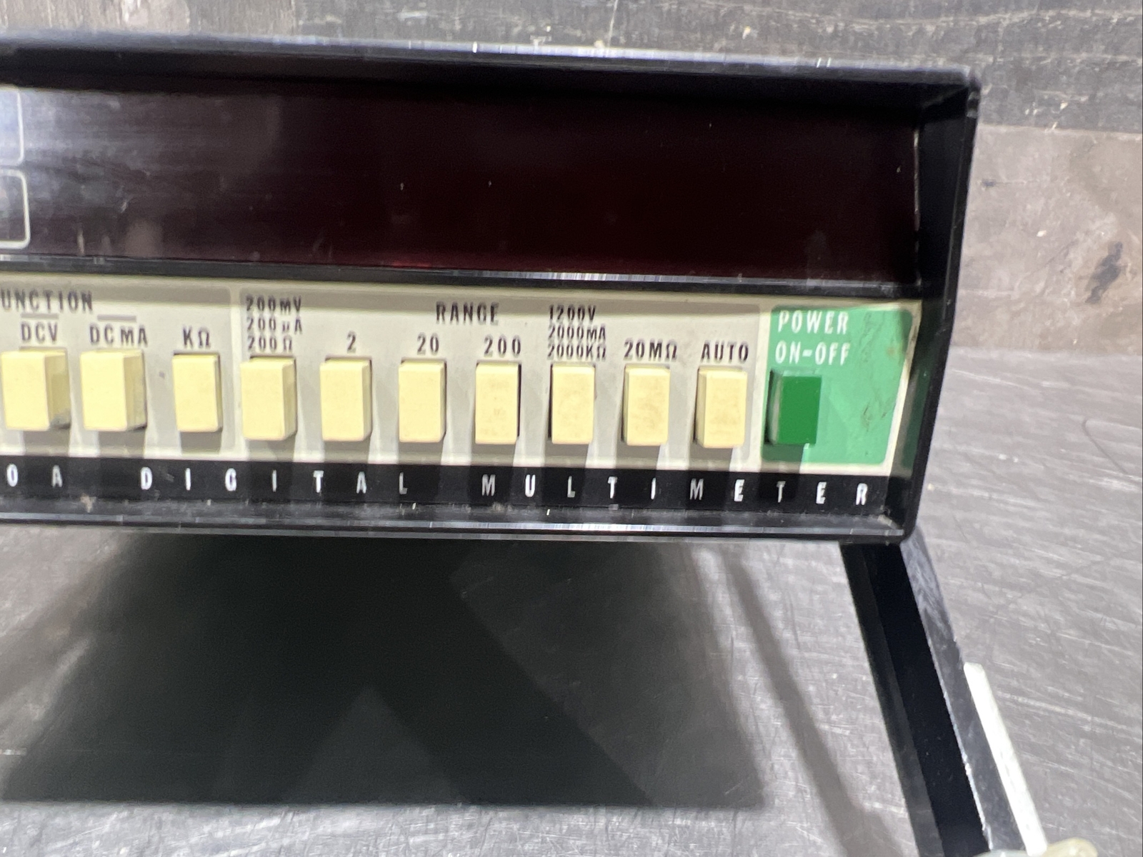 Fluke 8600A Digital Voltmeter Multimeter. Used Surplus