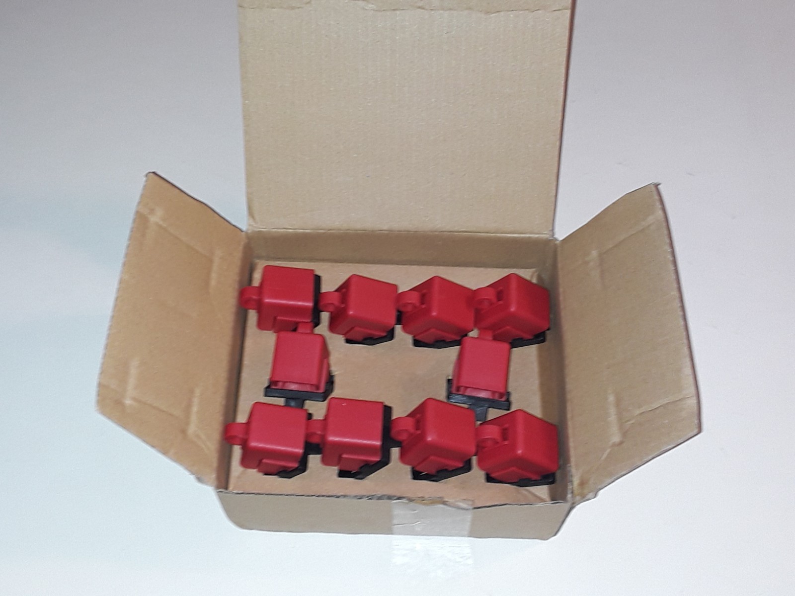 clamp-on circuit breaker lockout model BD-D11 10 pieces NEW
