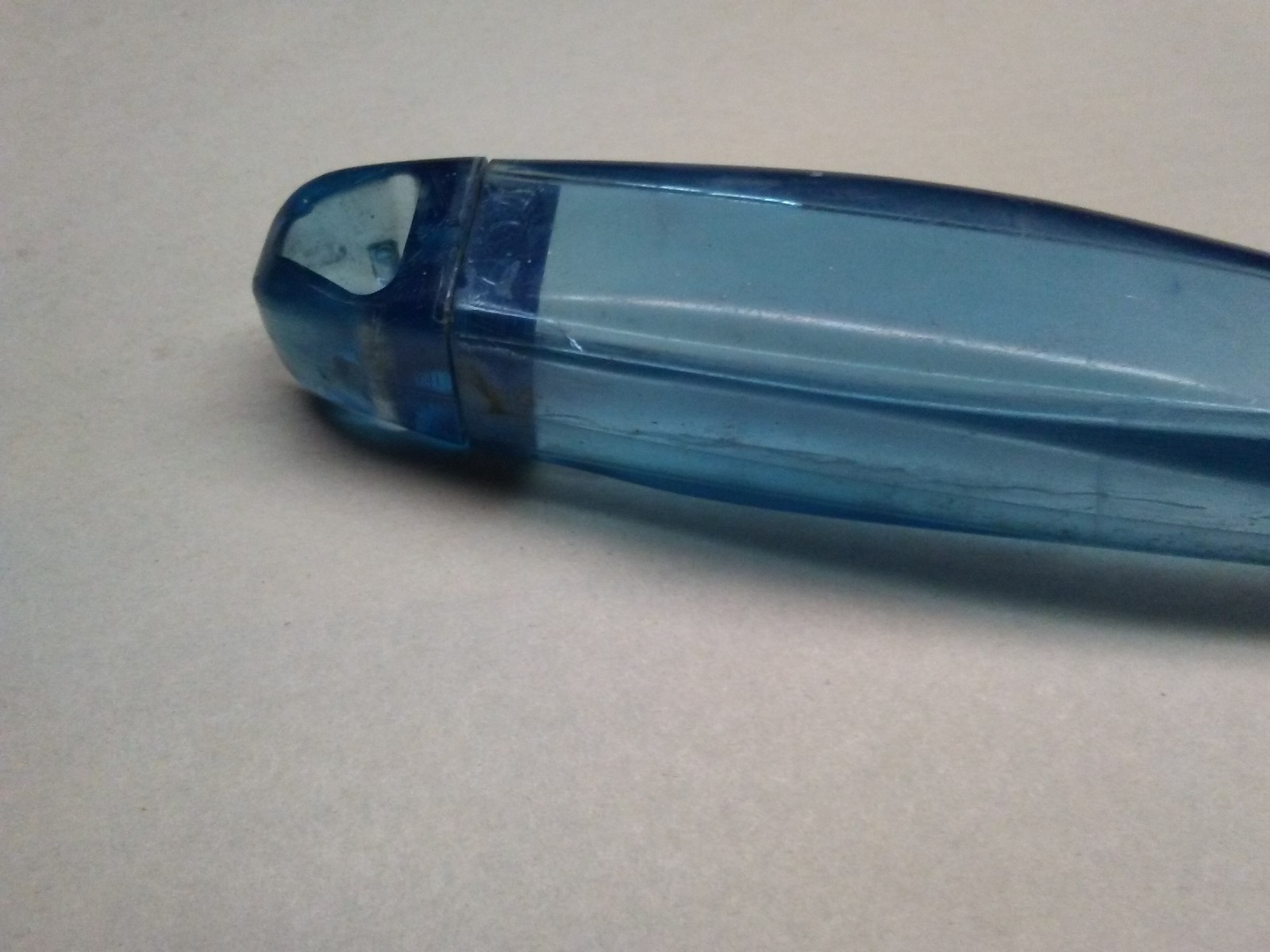 Vintage Ergo Flex plastic ice scraper