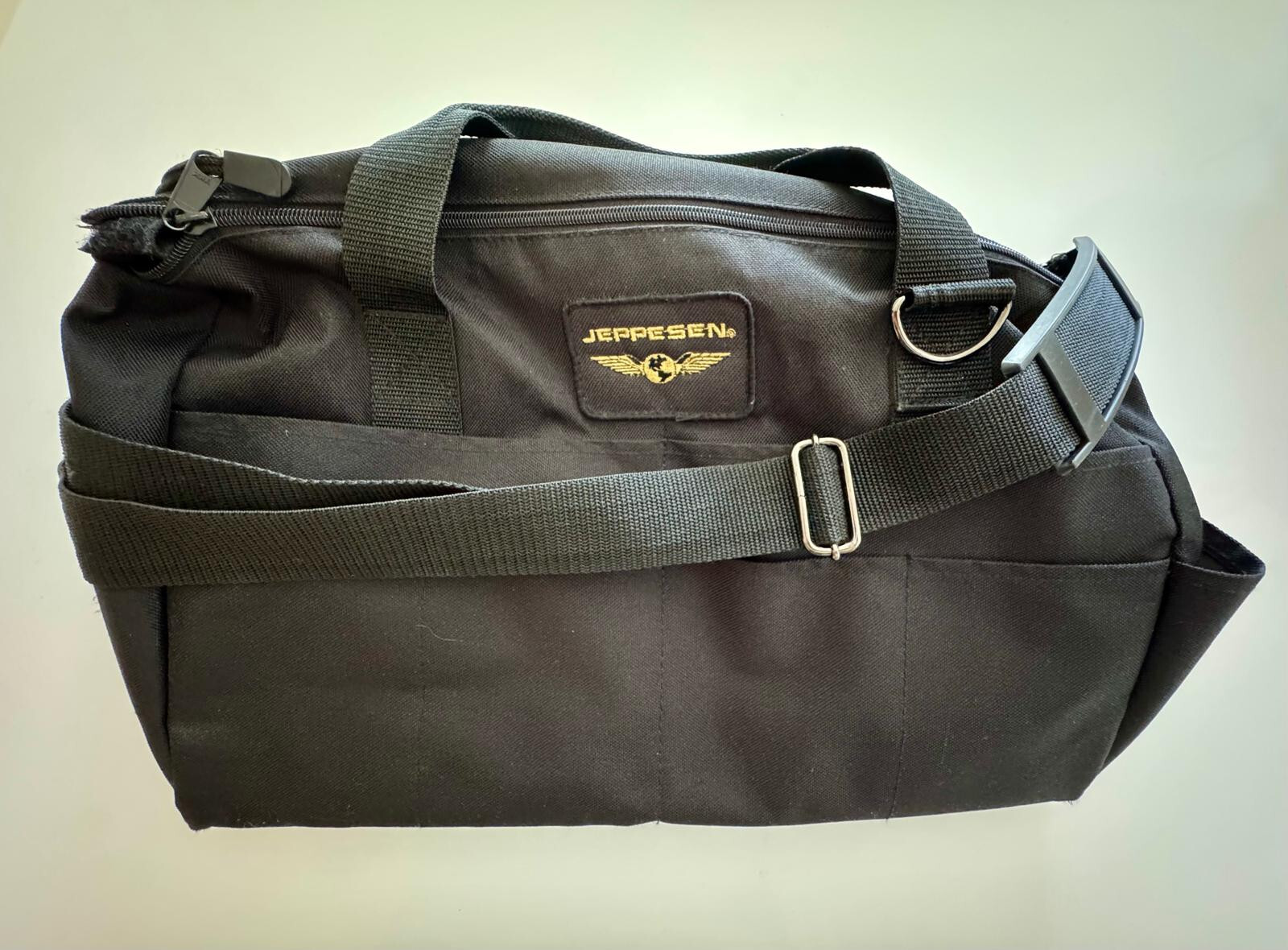 Jeppesen Flight Duffle Bag/ Student Flight Bag Black - Looks New