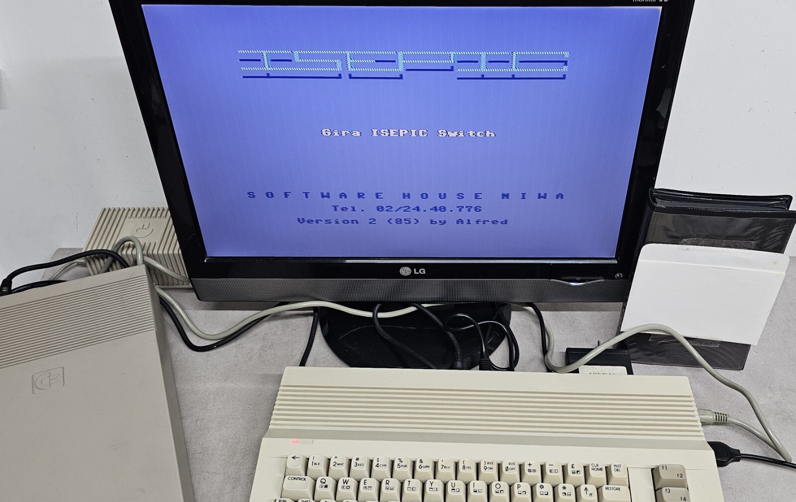Commodore 64 Isepic by Niwa Hard & Soft