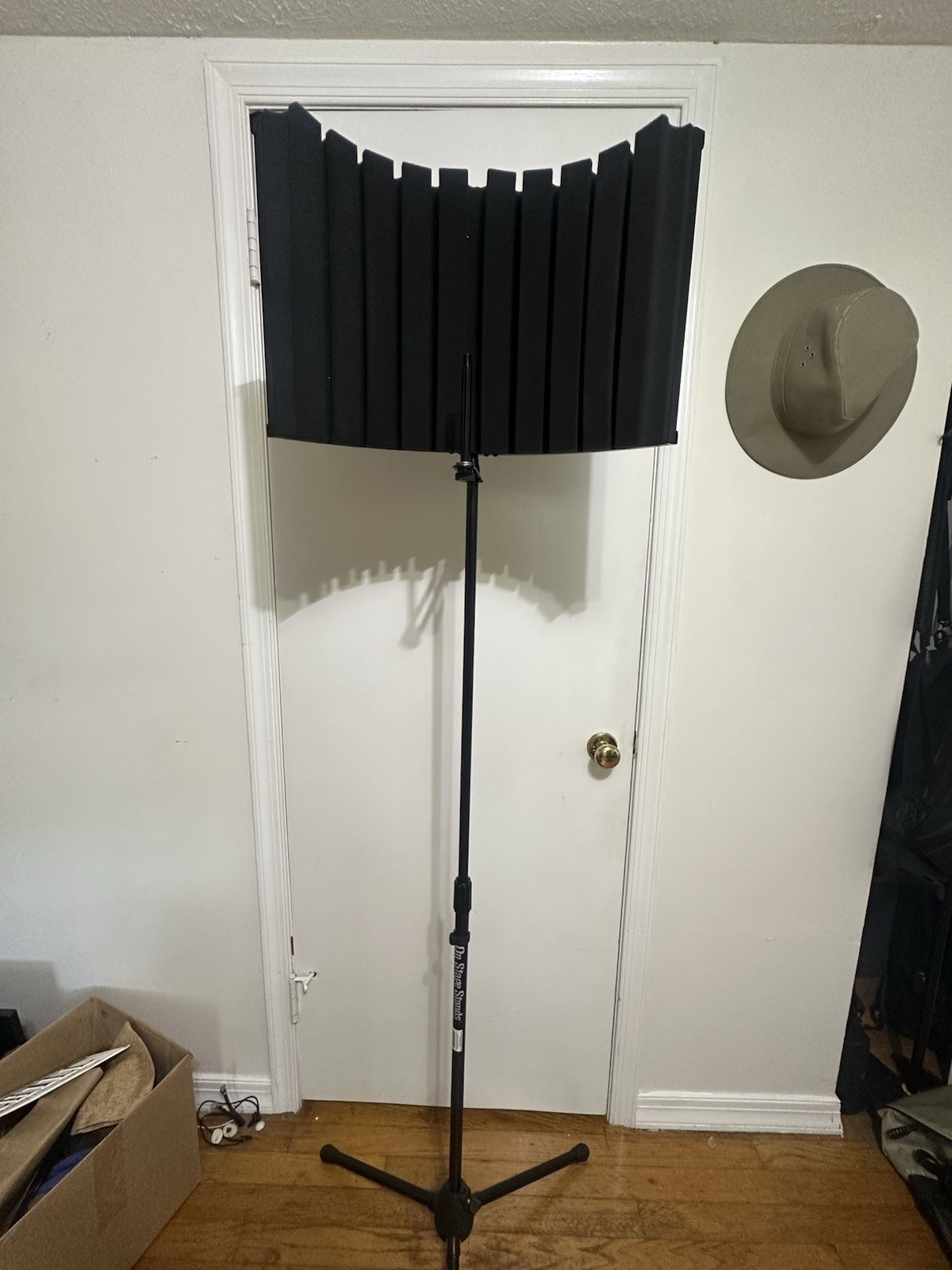 On Stage Mic Stand And Acoustic Shield Combo