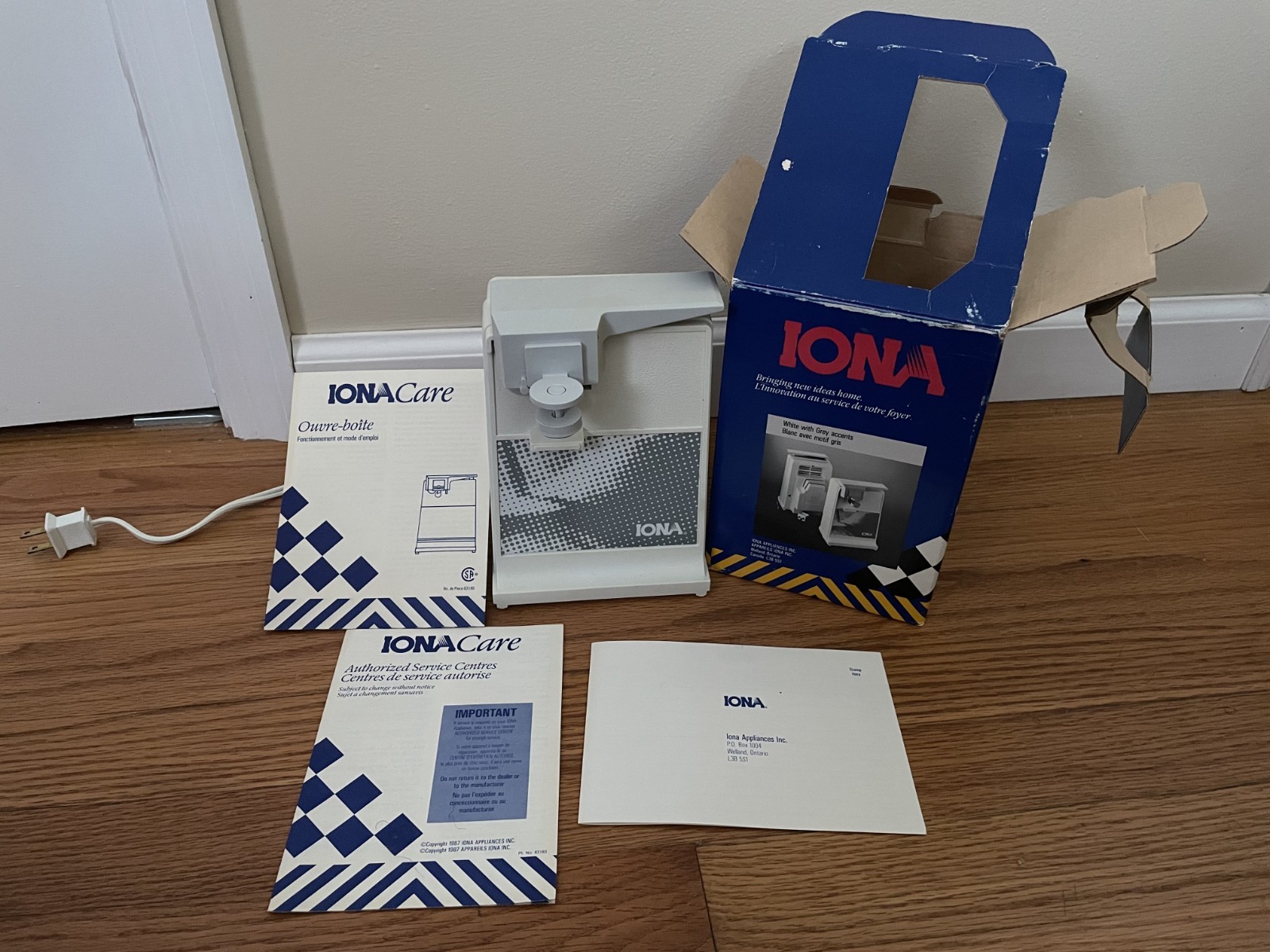 NEW ORIGINAL BOX VINTAGE IONA Electric Can Opener w/ knife sharpener - FOR PARTS
