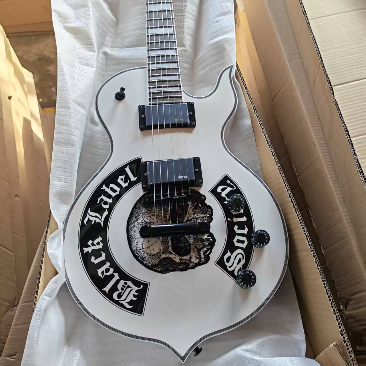 Custom Wylde Audio Odin Grail White Electric Guitar HH Pickups Mahogany Body