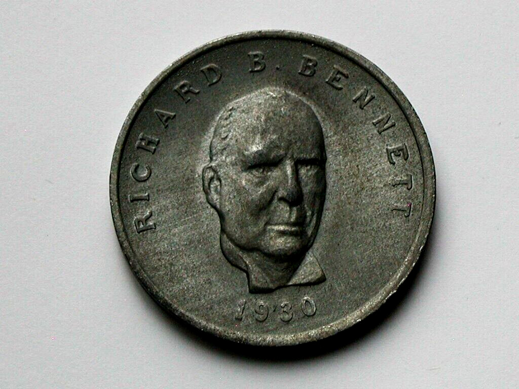 R.B. Bennett Canada Prime Minister (1930) Zinc Medal with Parliament Building
