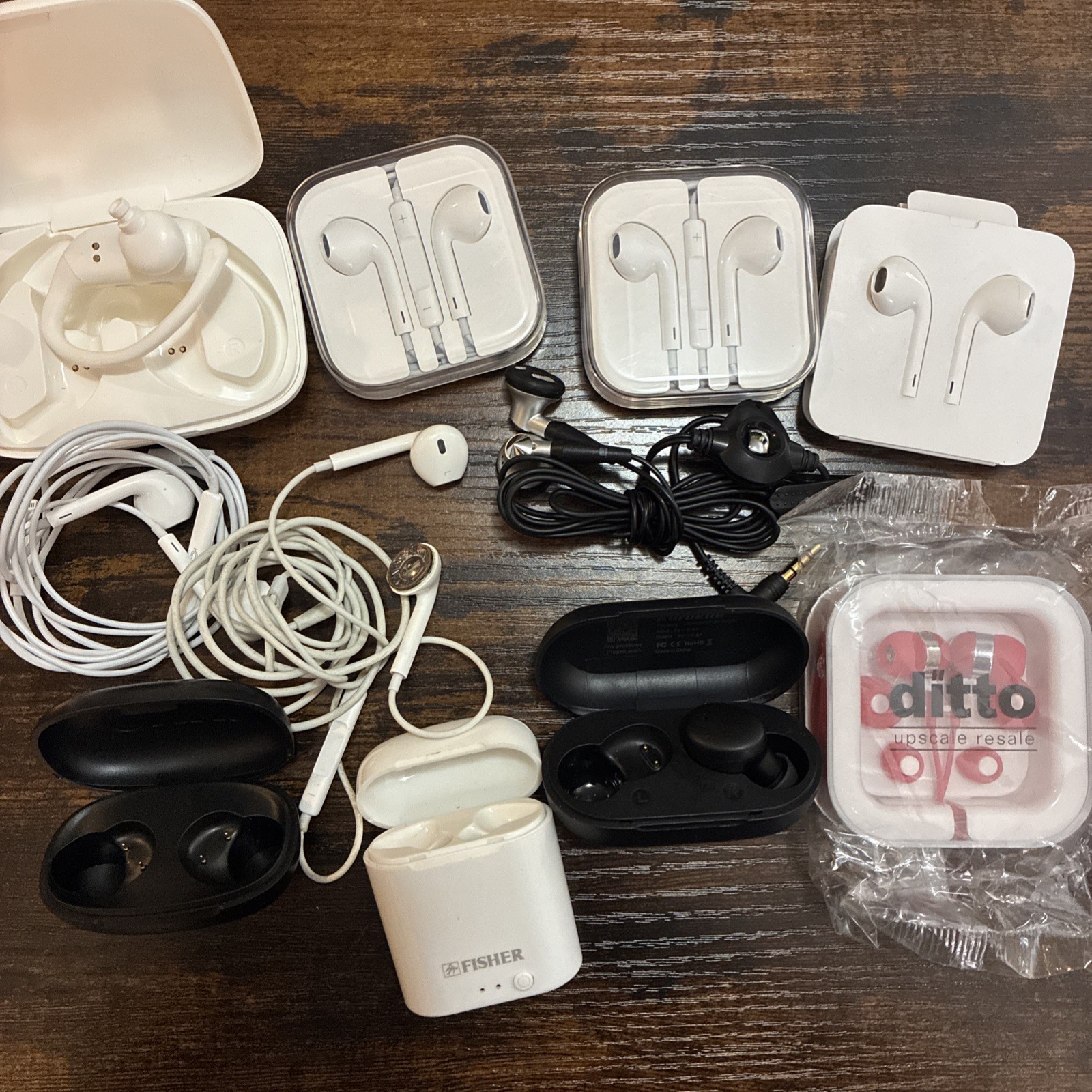 Untested Headphones And Charging Cases Lot Missing Earbuds Junk