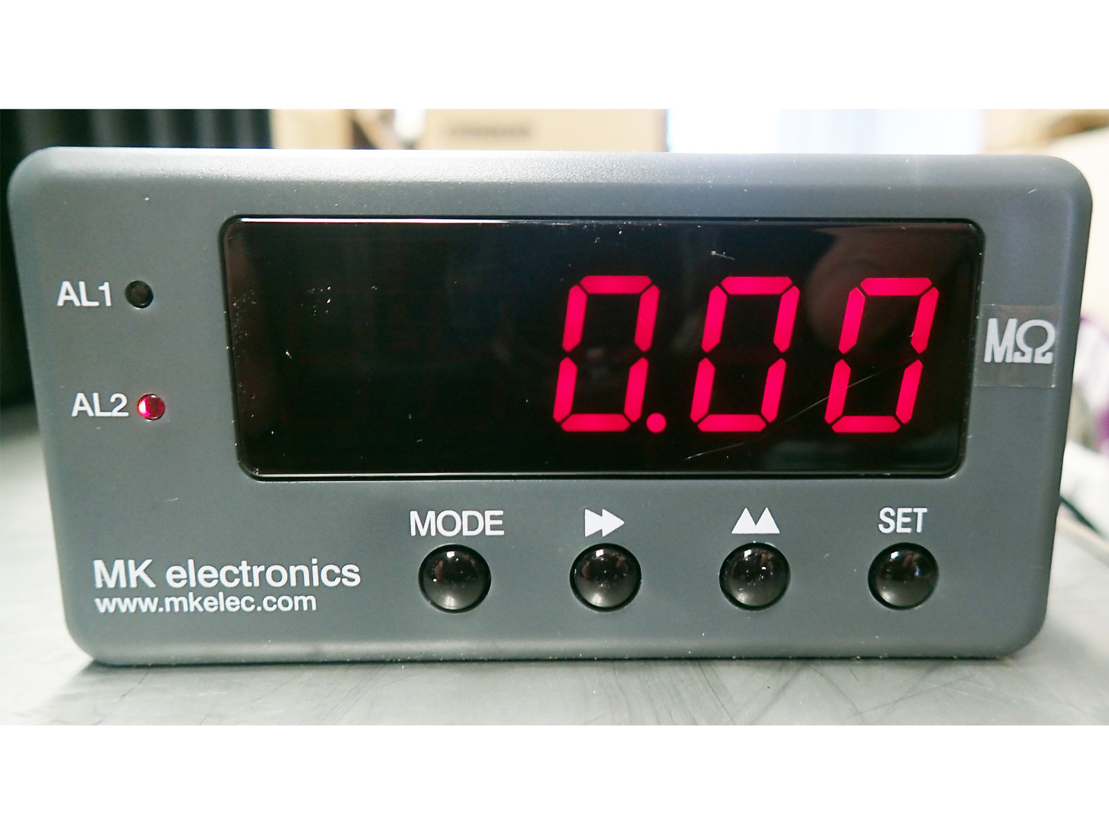 MK ELECTRONICS DR-832A52 DIGITAL MEGA-OHM METER BNIB/NOS
