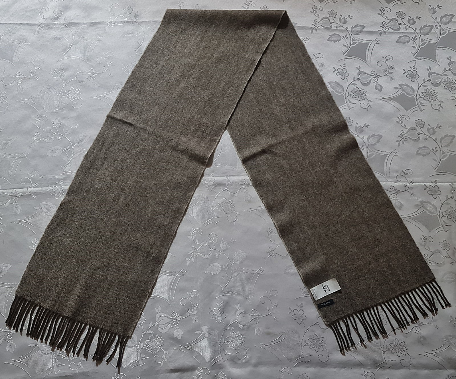 SCARF VINTAGE AUTHENTIC HAMPTON REPUBLIC HERRING BONE WOOL LONG FRINGE MENS