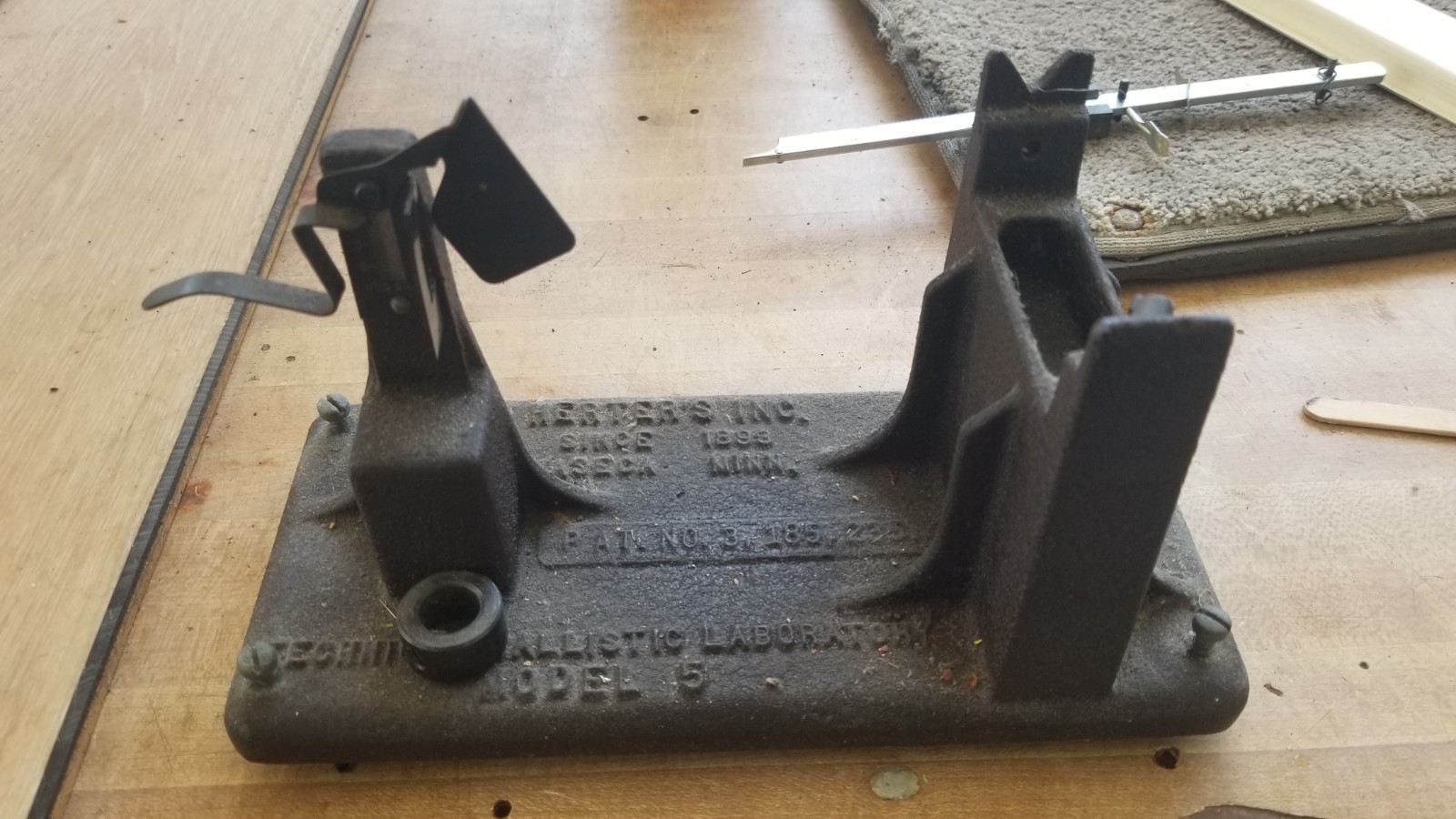 A vintage Herter s Model 5 scale, Powder & Bullet (Parts Only)