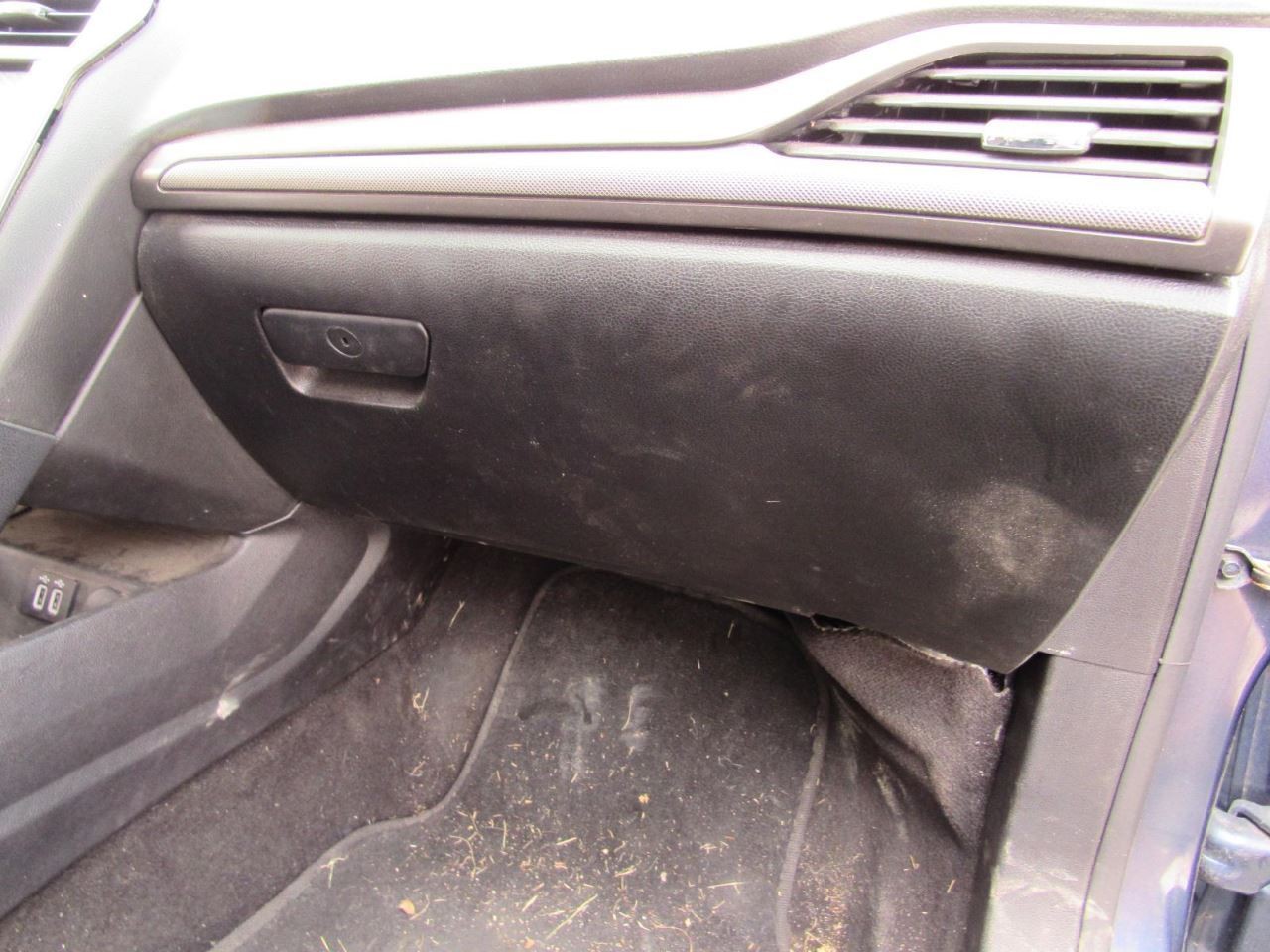 FUSION    2019 Glove Box 1067155