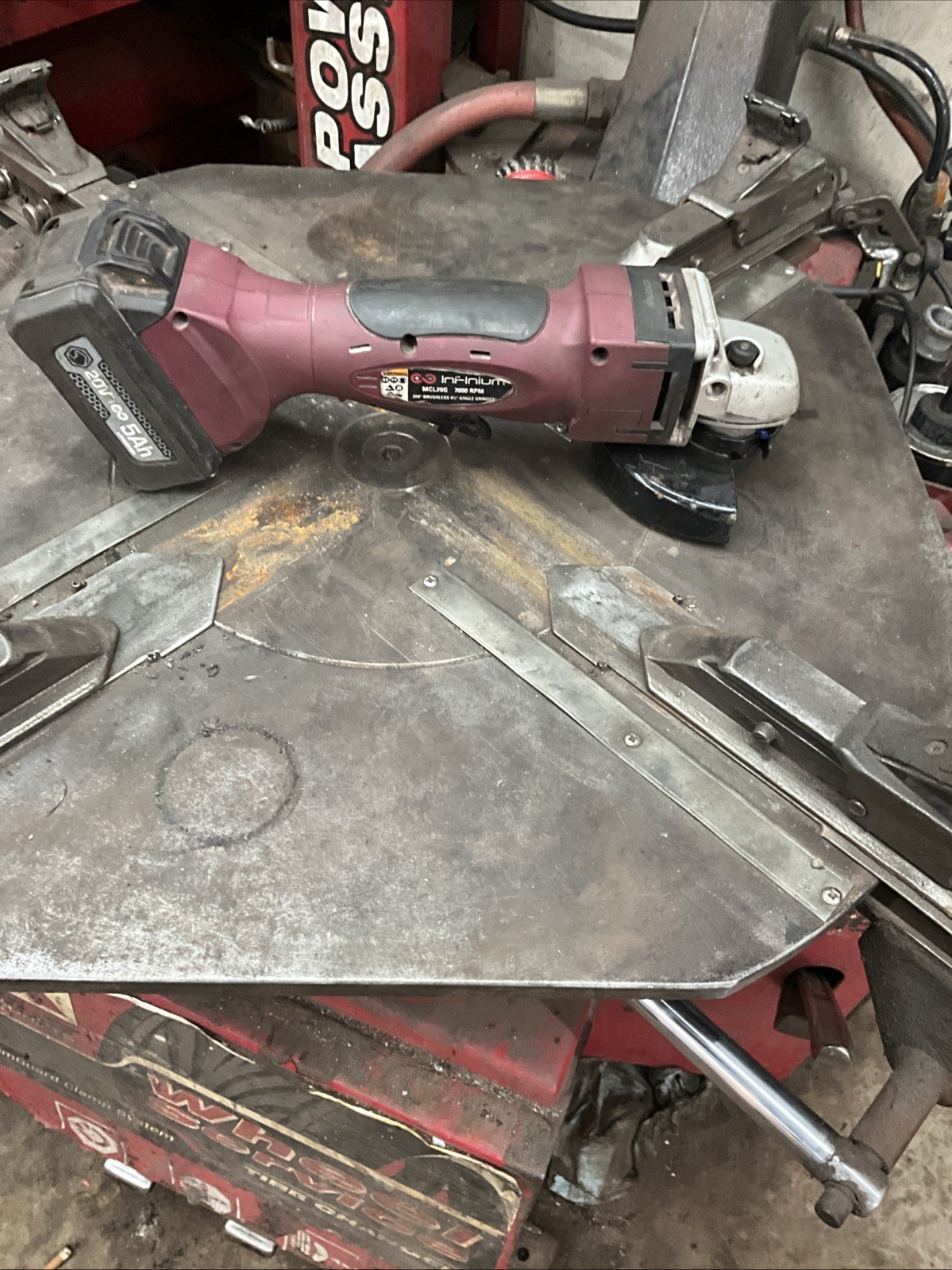 Matco 20v Brushless Angle Grinder MCL20G