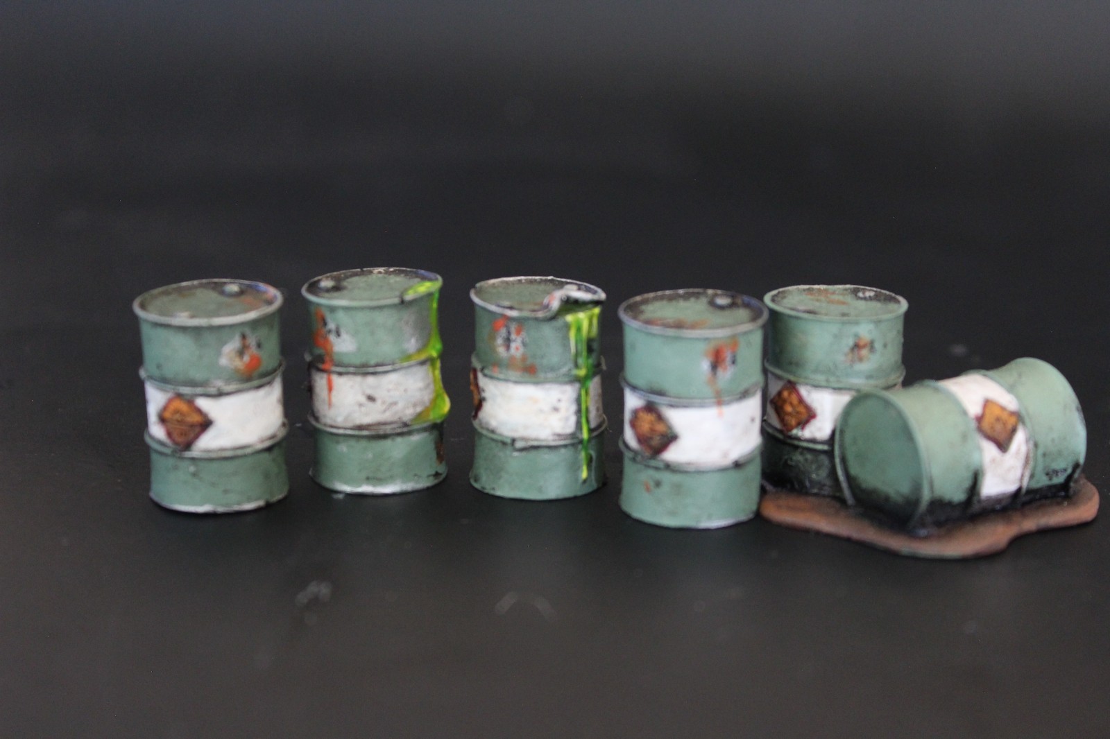 Painted Fallout Wasteland Warfare Barrels   Apocalyptic Scatter Terrain