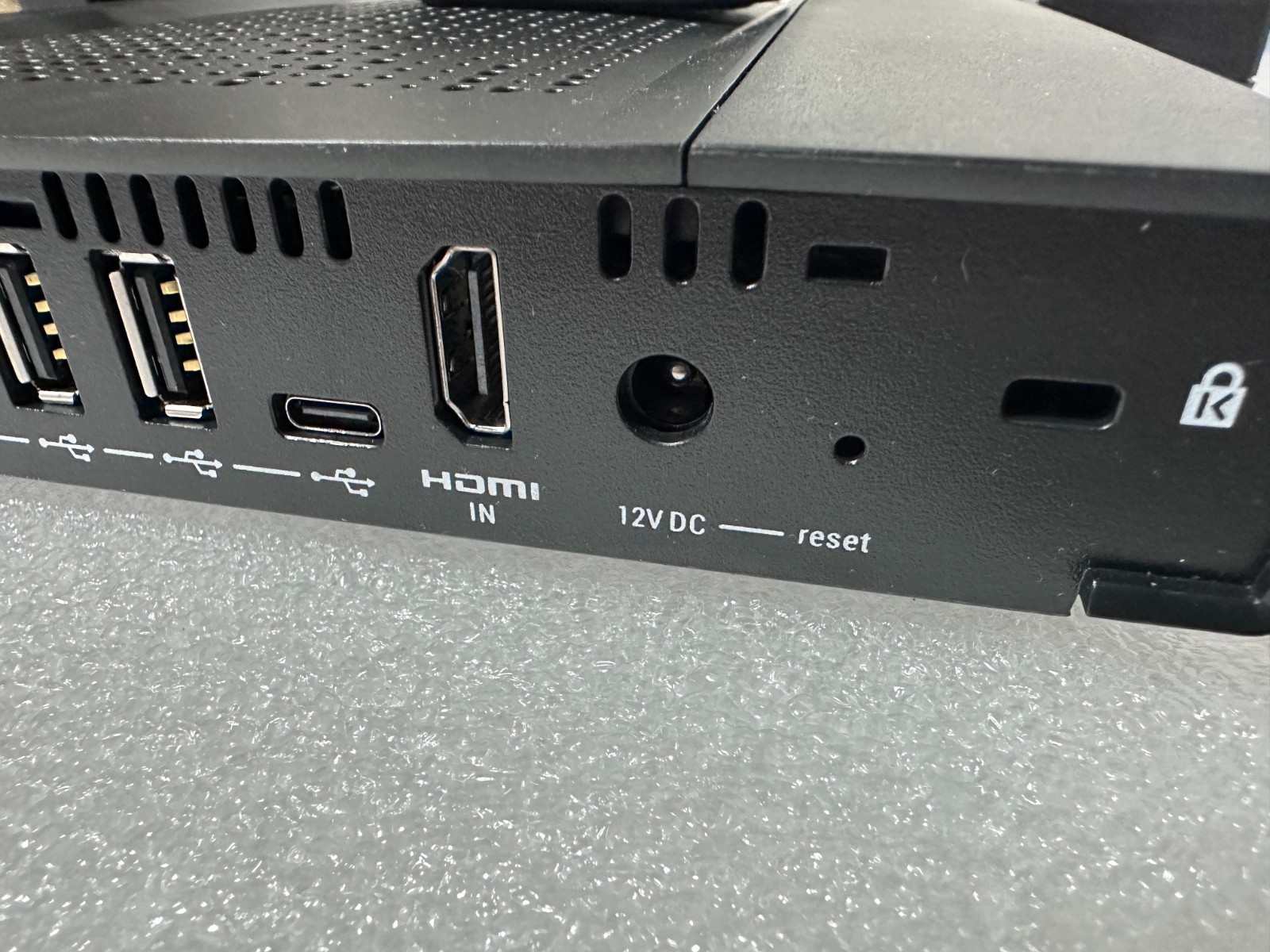 Barco ClickShare C 5010S R9861522US Wireless Presenter and Collaboration System