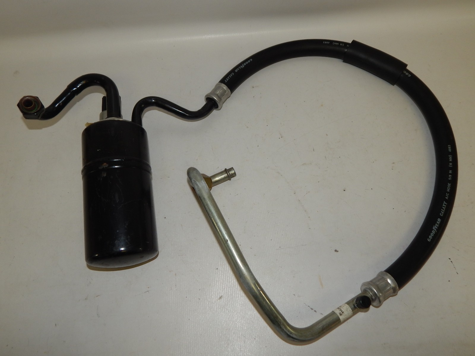 New OEM 1987 & Up Ford A/C Refrigerant Accumulator Drier Manifold E7EH19C913AA