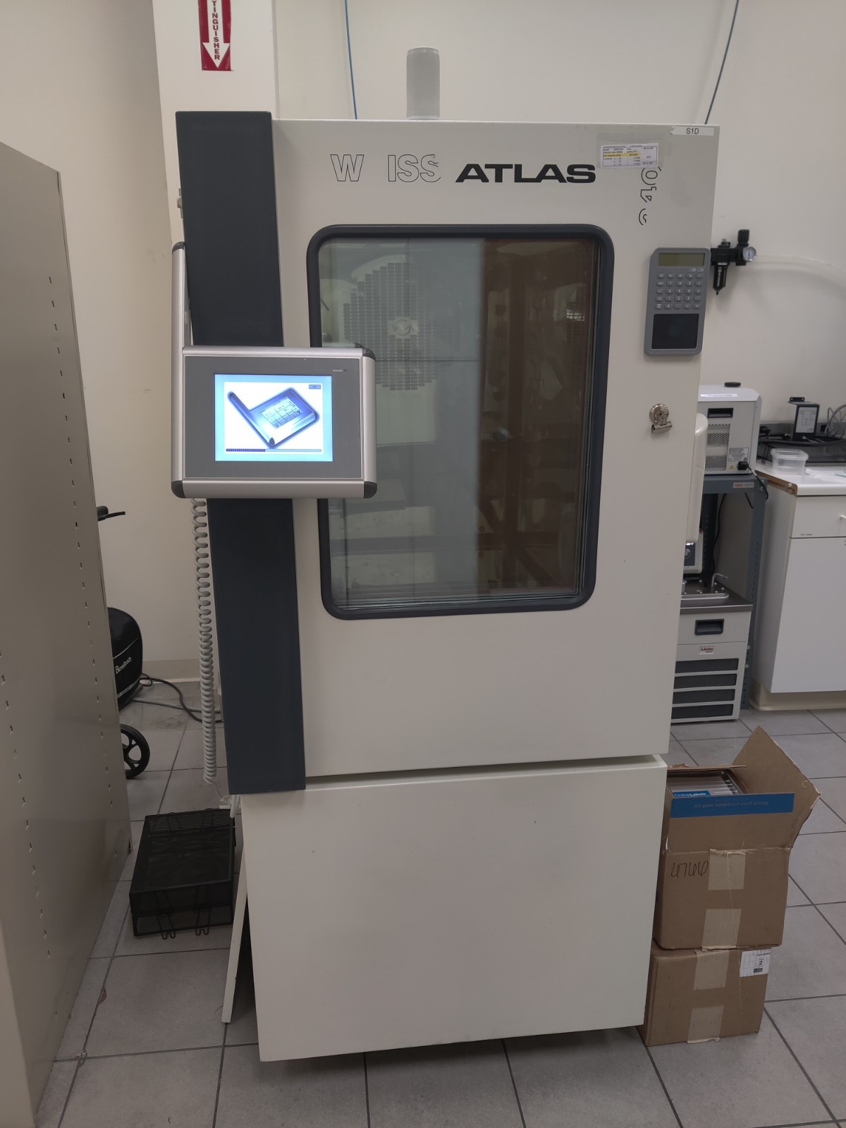 Atlas Weiss Environmental Test Chamber