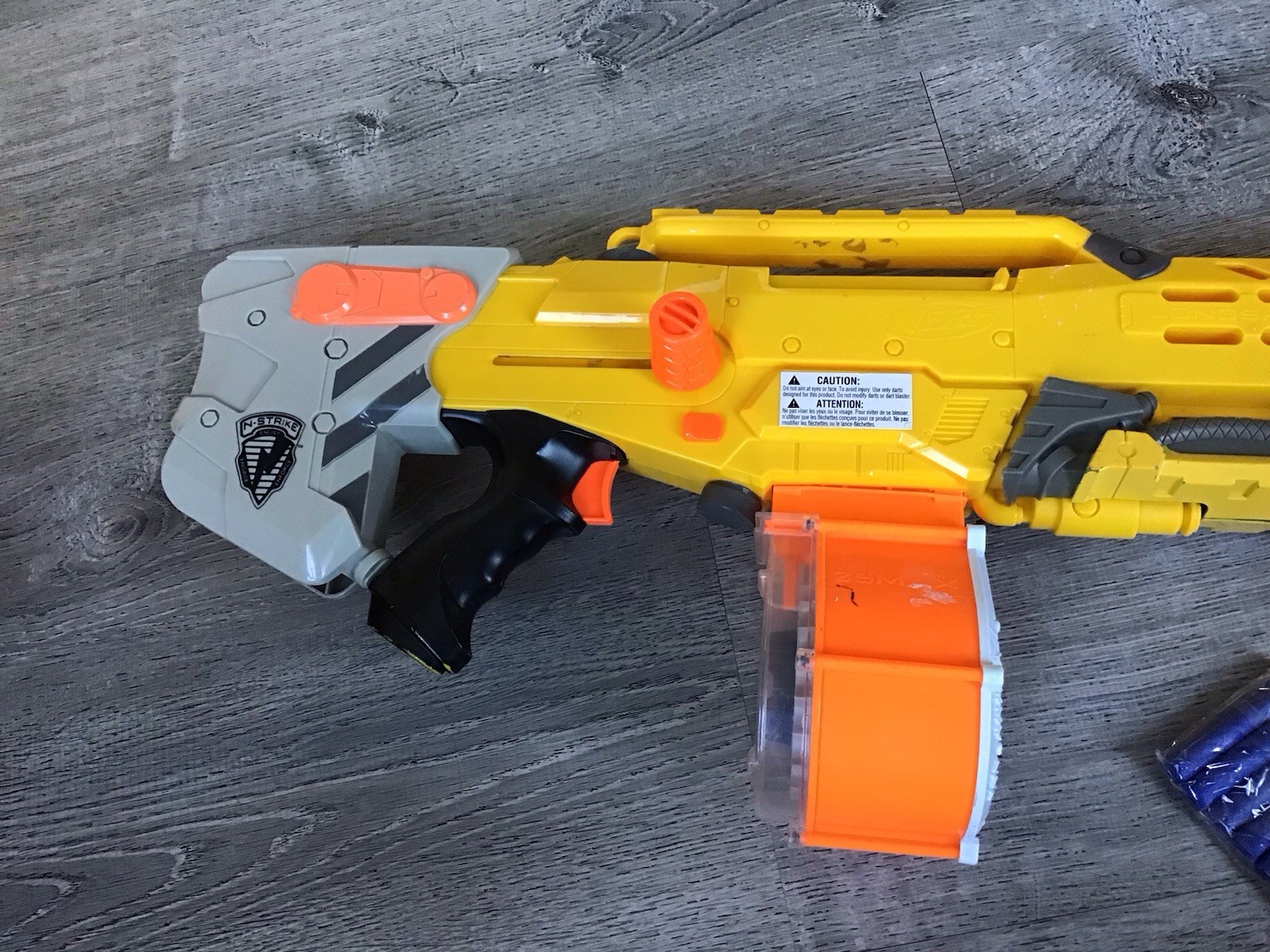 Nerf N-Strike Icon Series Deploy CS-6 Blaster Yellow with Drum & Stand
